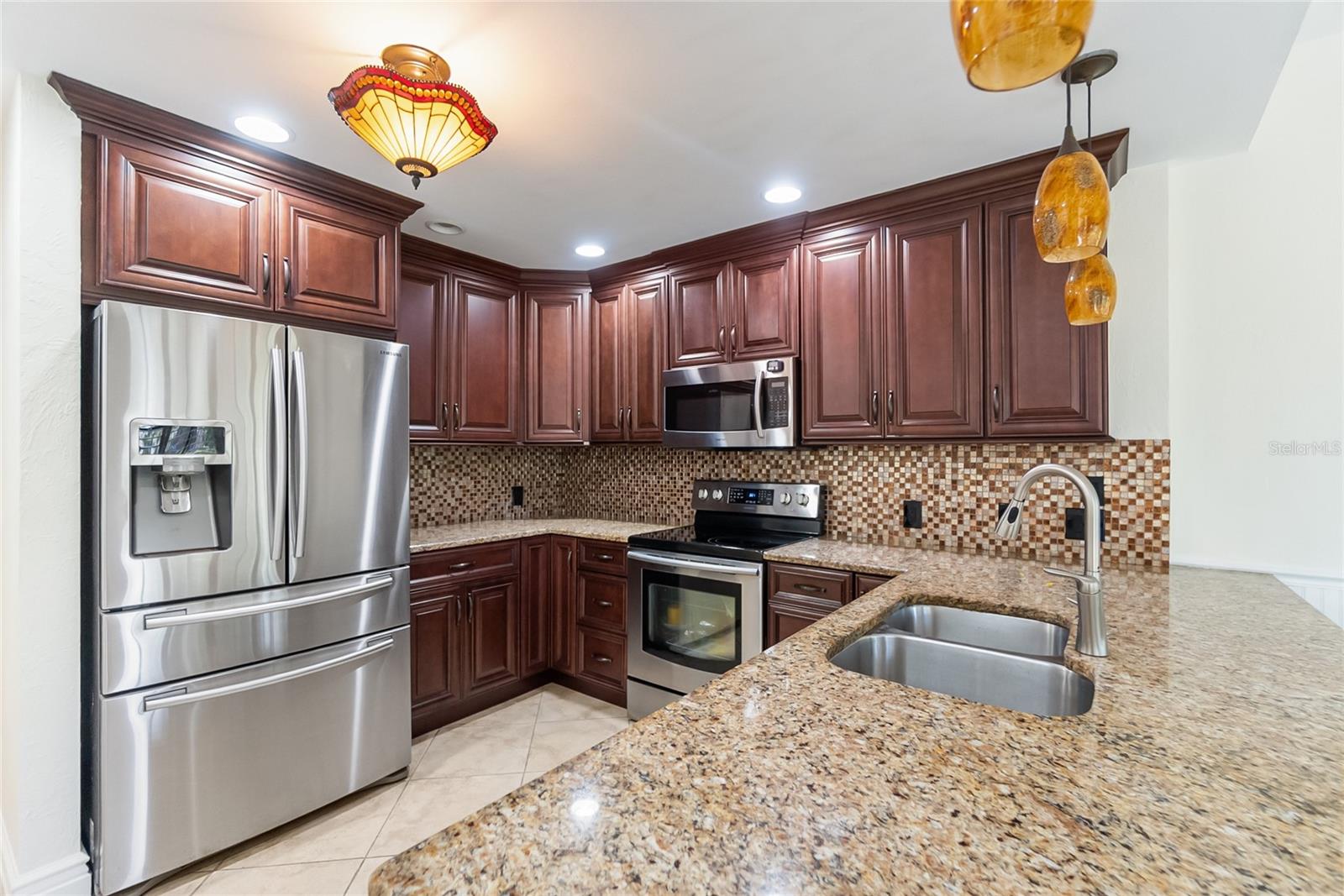7600 FAIRWAY WOODS DR #204 photo 5