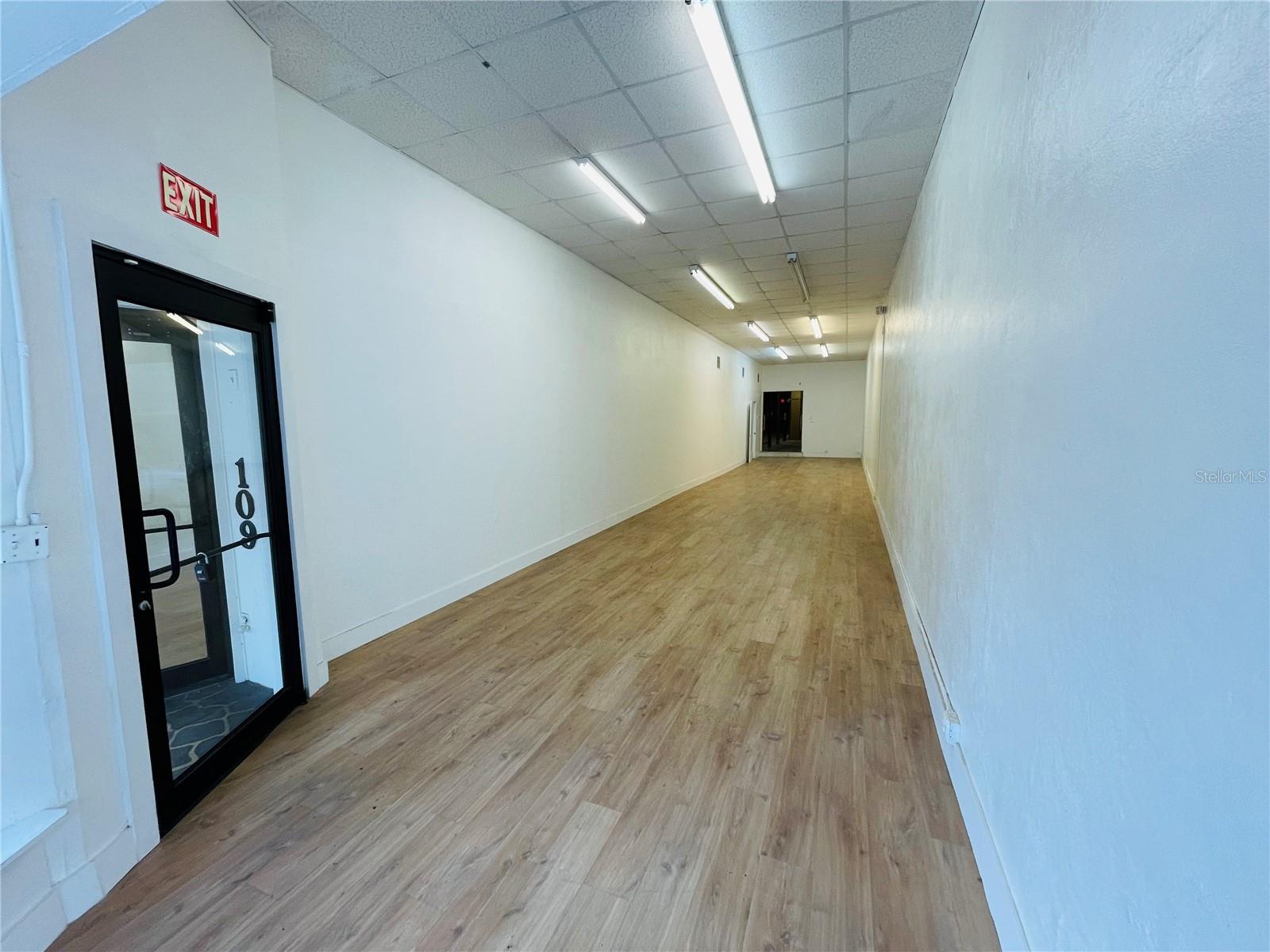 109 BROADWAY photo 3