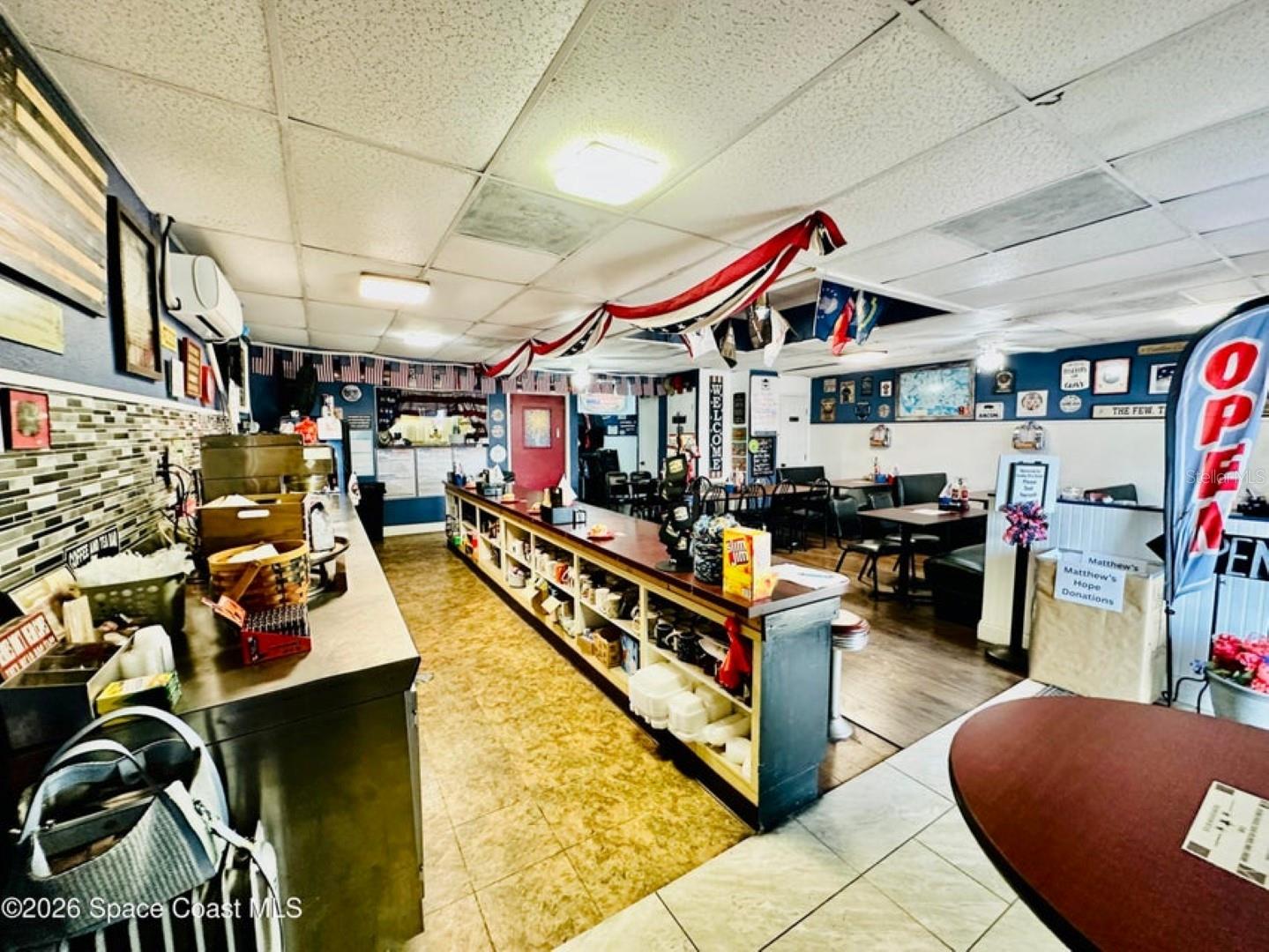 722 WEST AVE photo 4