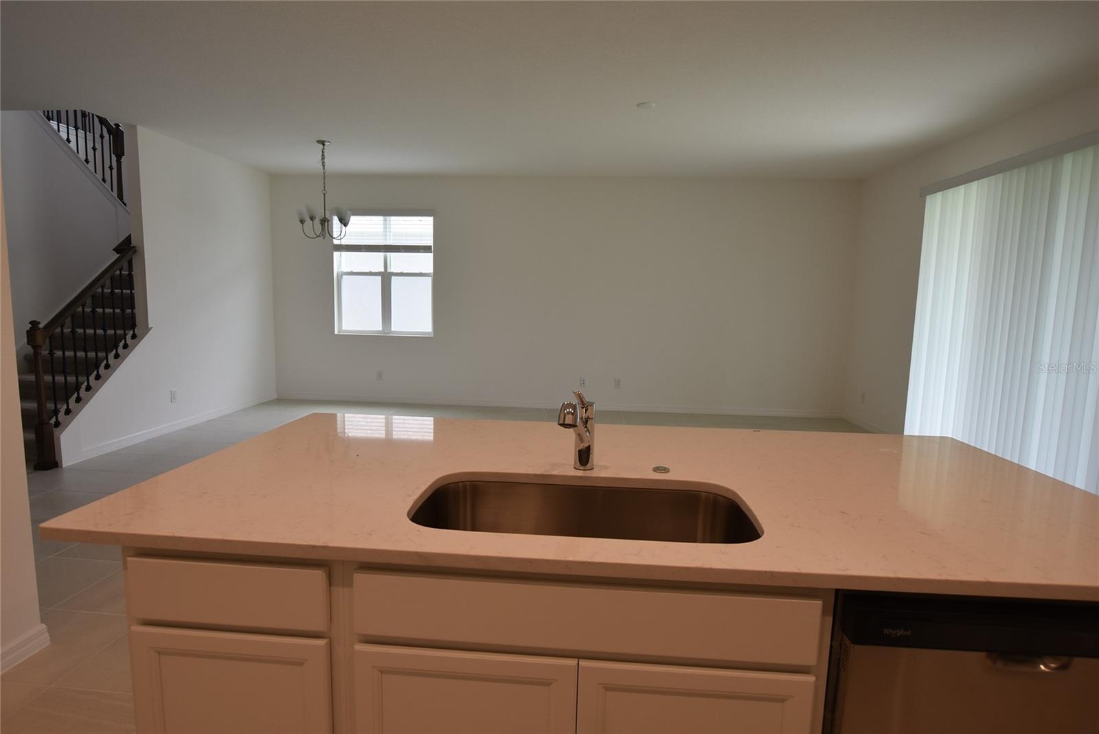 6949 SUNKIST WAY photo 3
