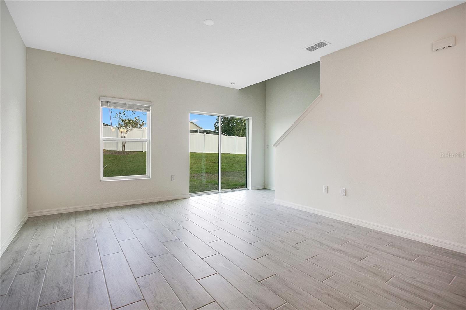 1460 MIRABELLA CIR photo 3