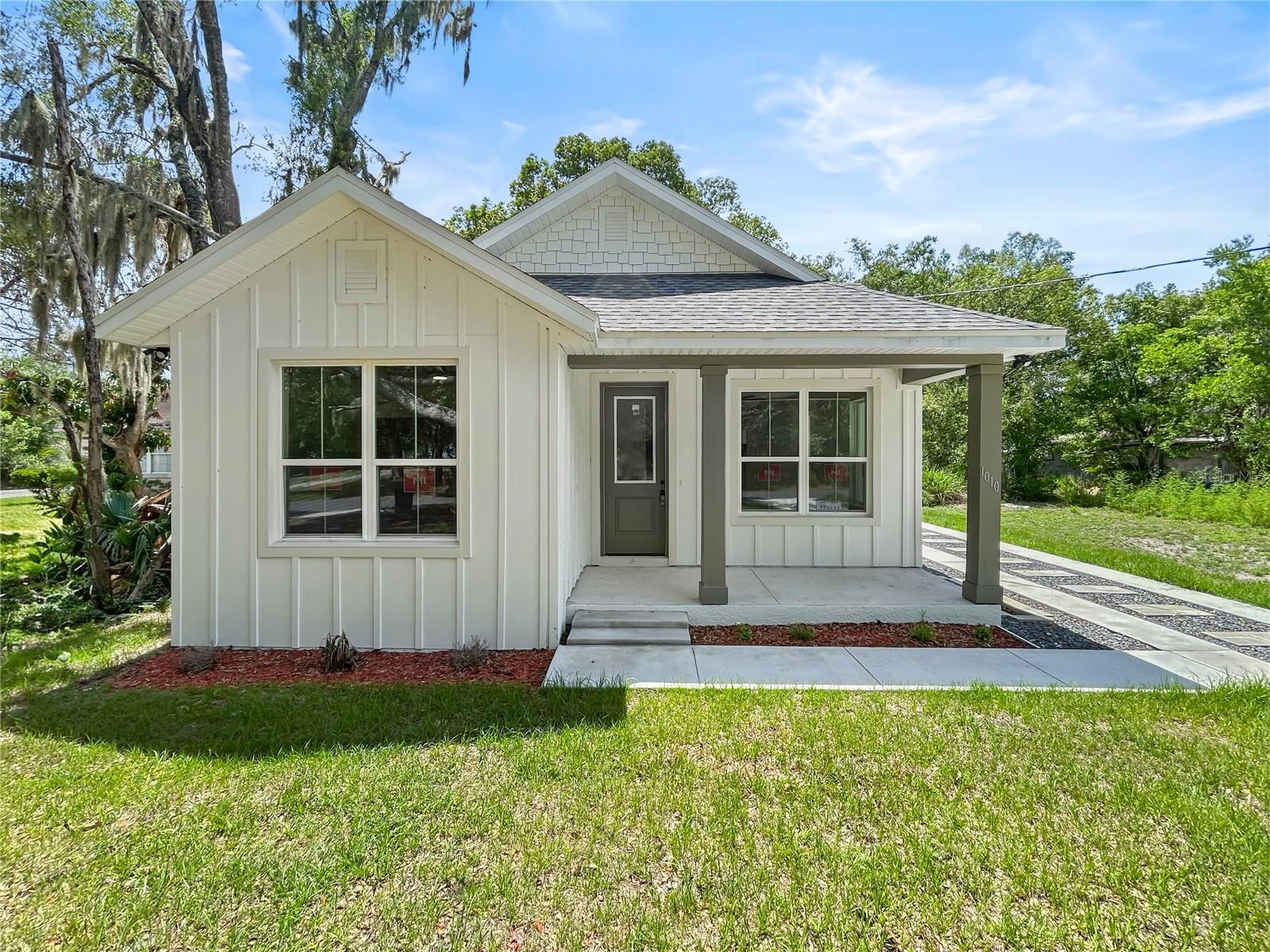 Single Family Residence