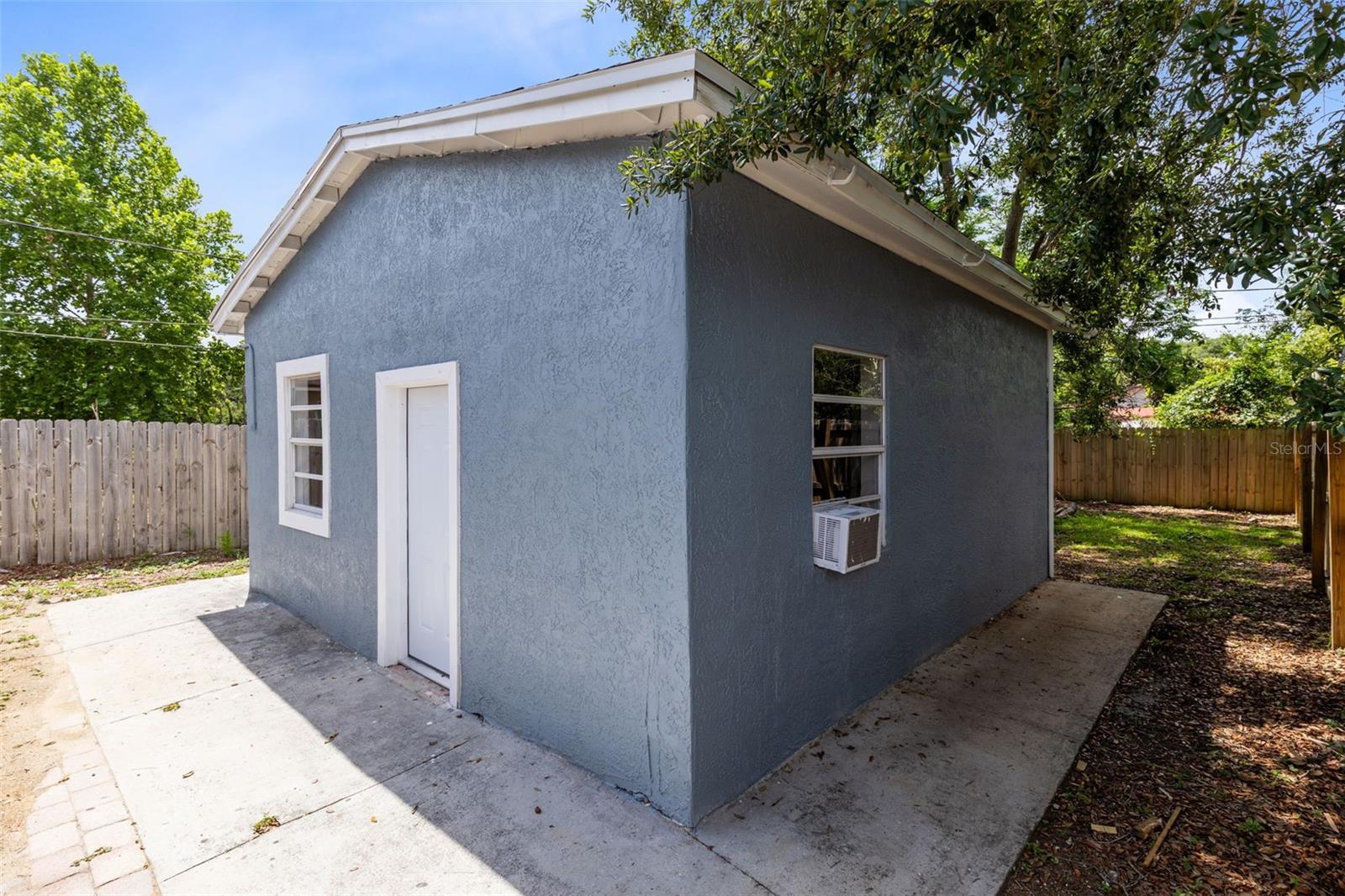 3432 HARRY ST photo 3