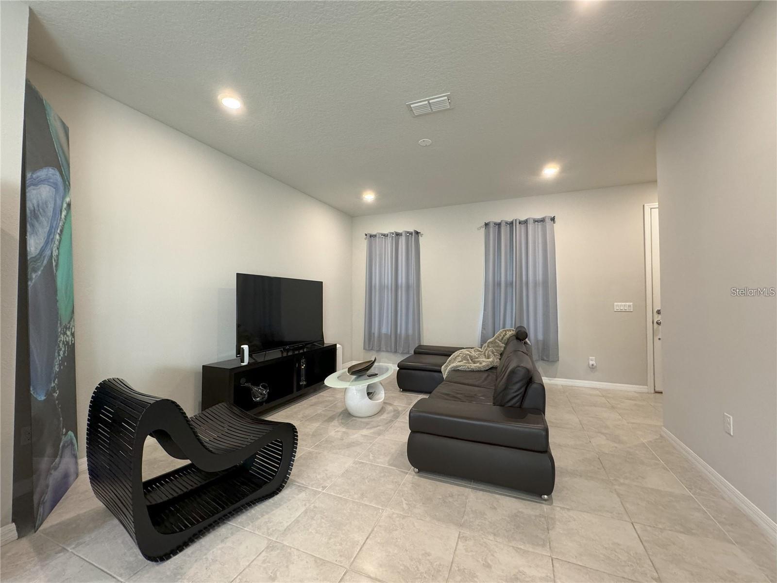 5032 WALKER ST photo 5