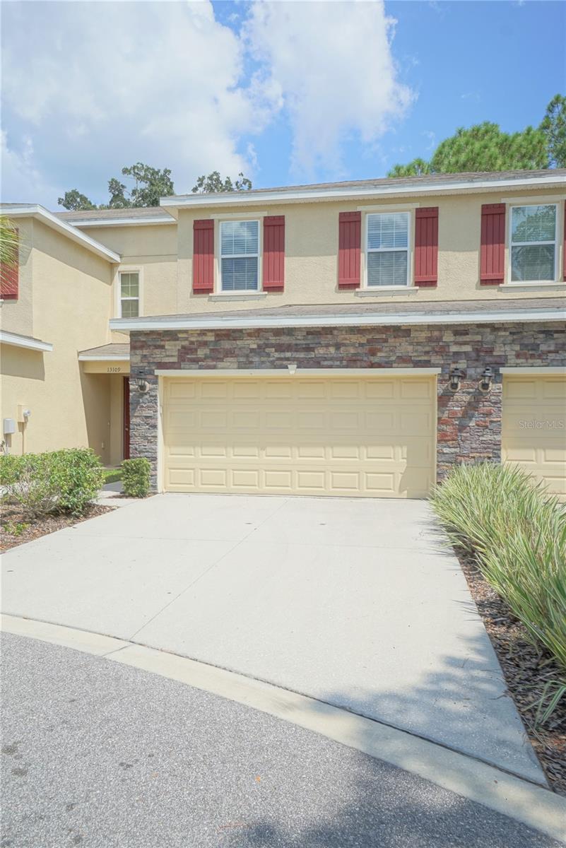 13107 CANOPY CREEK DR photo 2