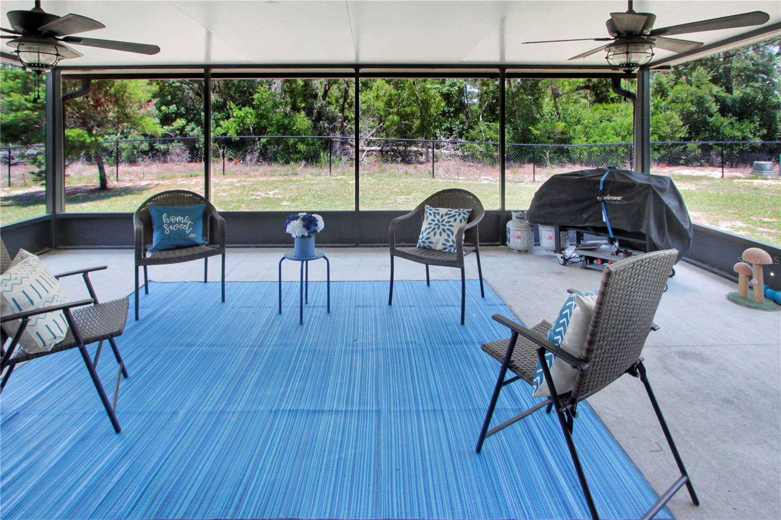 664 MARION OAKS BLVD photo 4