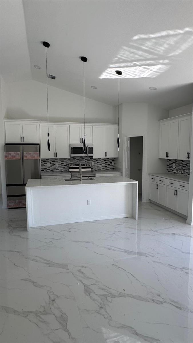 5124 ANDRIS ST photo 2
