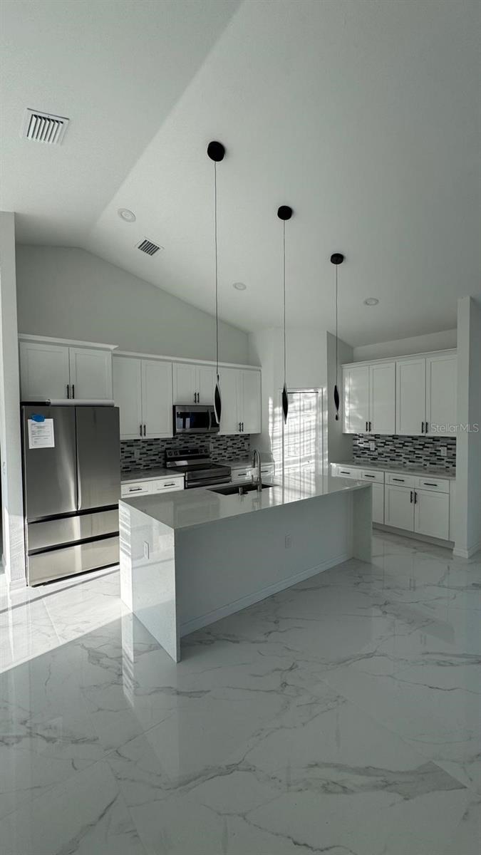 5124 ANDRIS ST photo 3