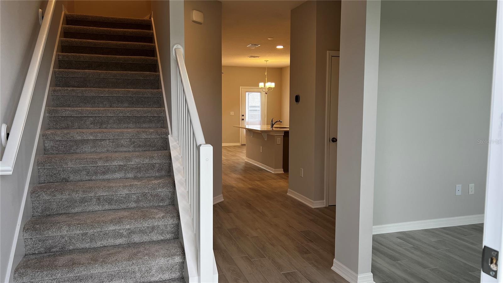 15769 TOLLINGTON ALY photo 4