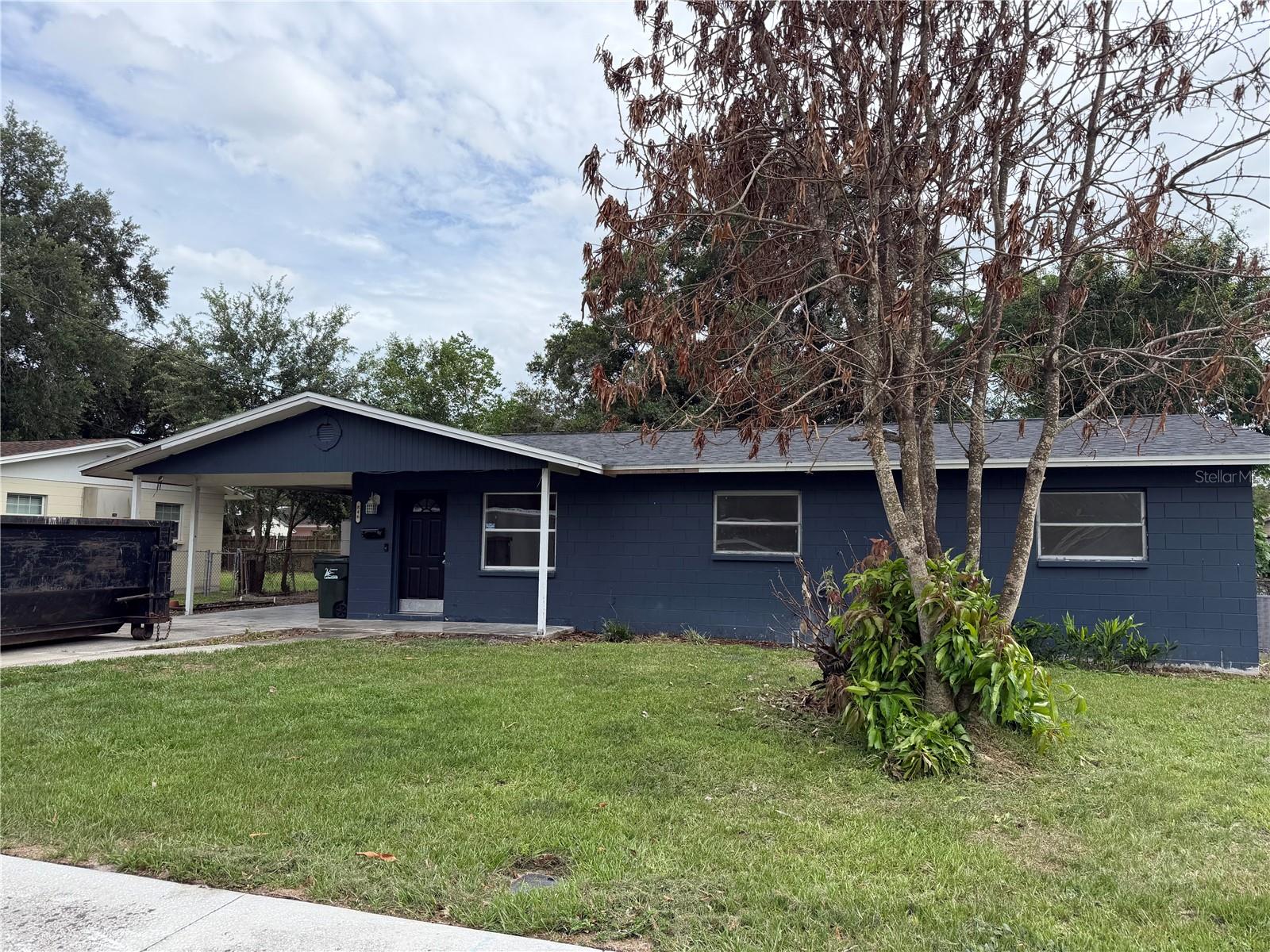 846 W CAROLE ST — home for sale