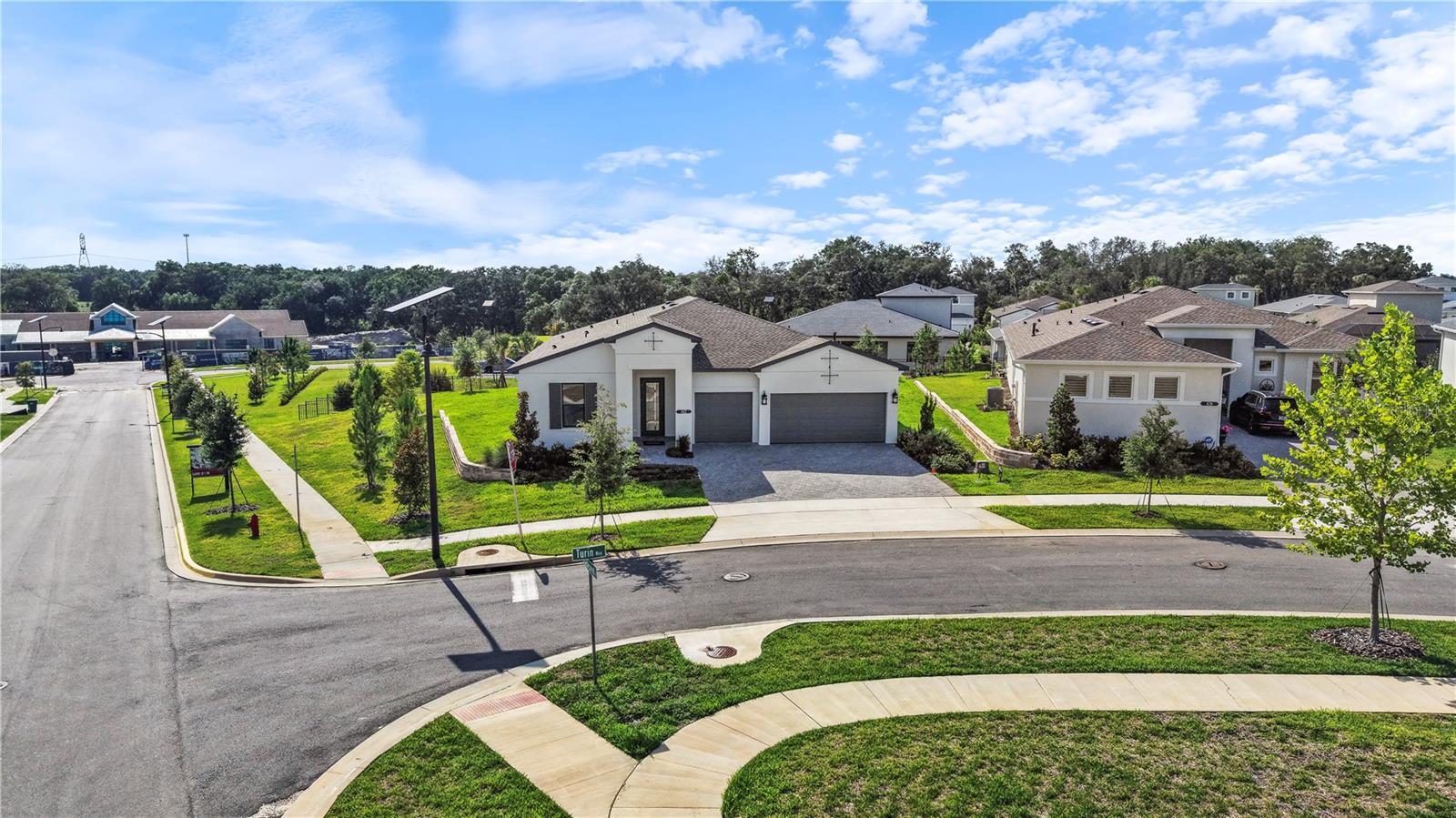 442 TURIN WAY photo 3