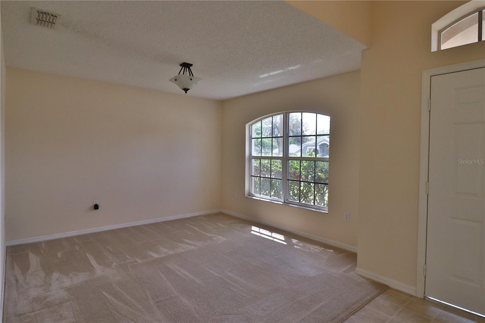 1386 FALLWOOD DR photo 3