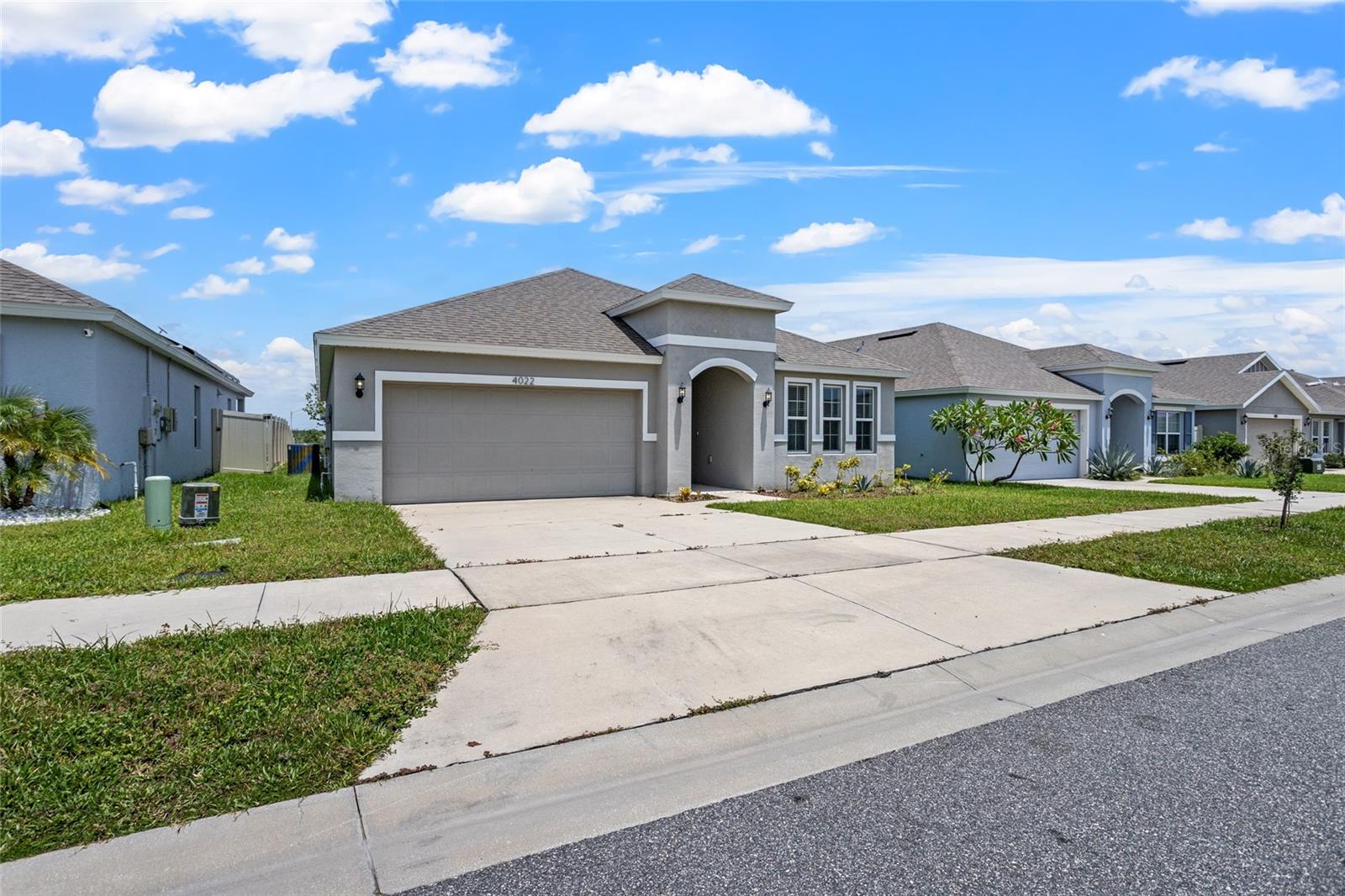 4022 ALISSA LN photo 2