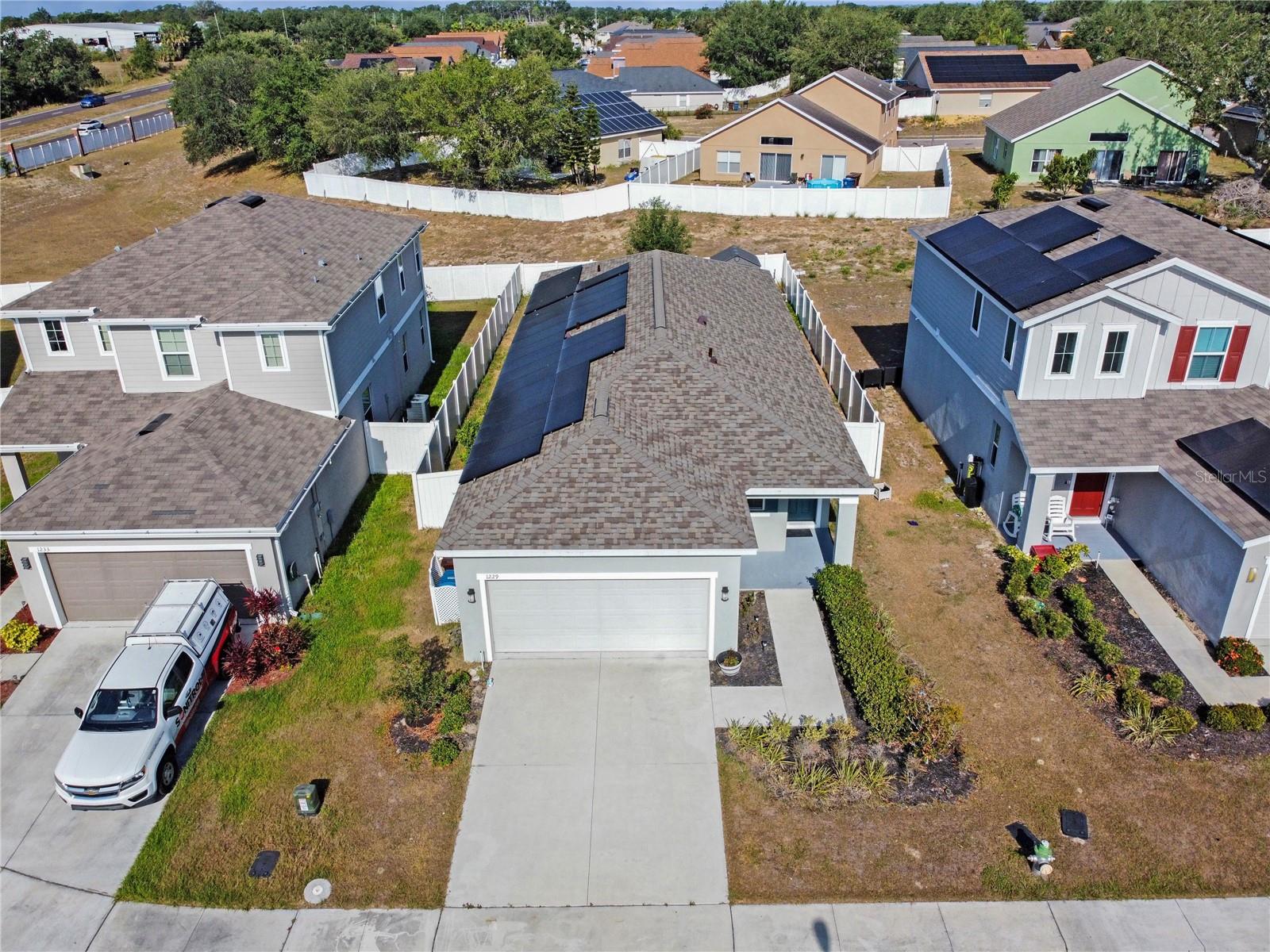 1229 FOREST GATE CIR photo 2