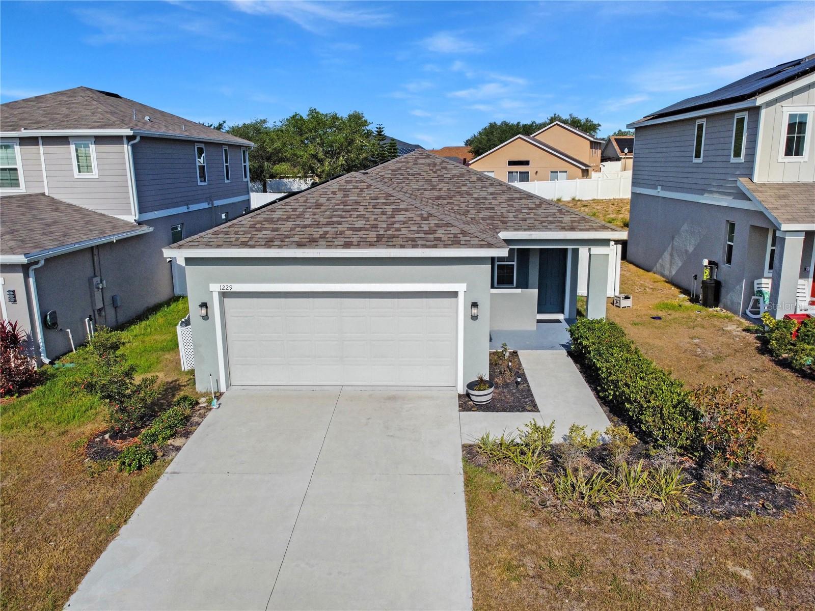 1229 FOREST GATE CIR photo 4