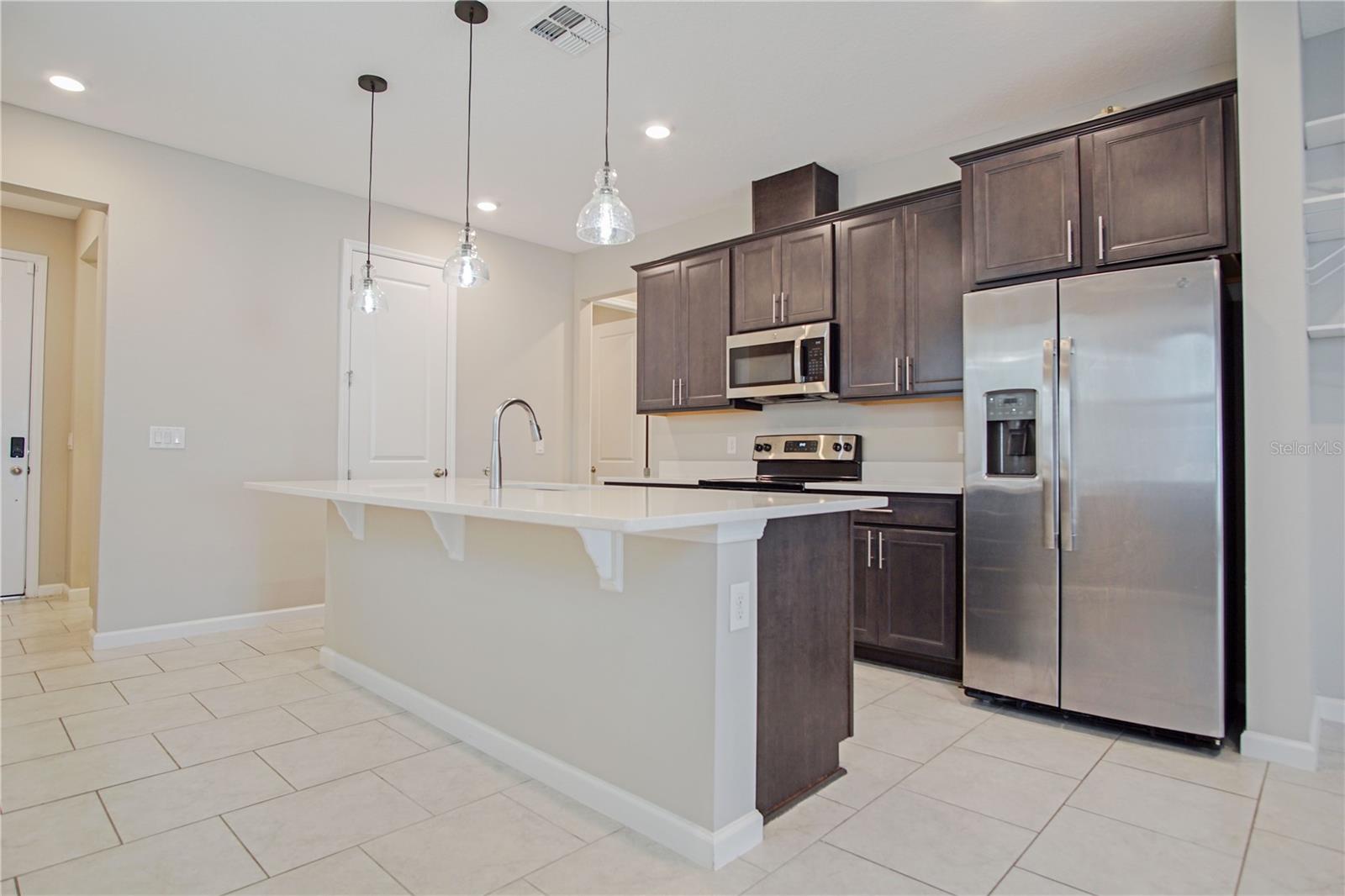 1229 FOREST GATE CIR photo 5