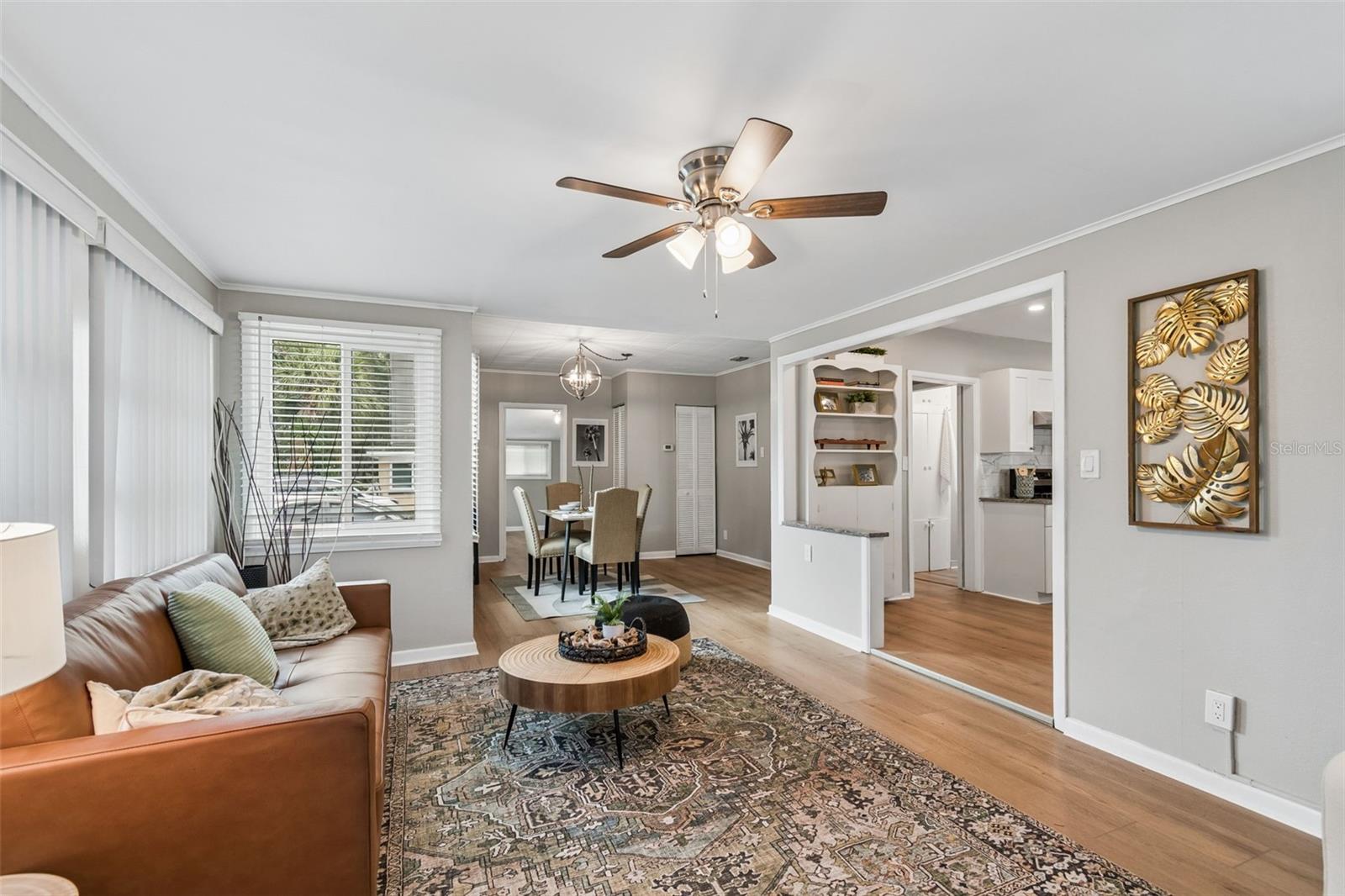 1004 WASHINGTON AVE photo 4