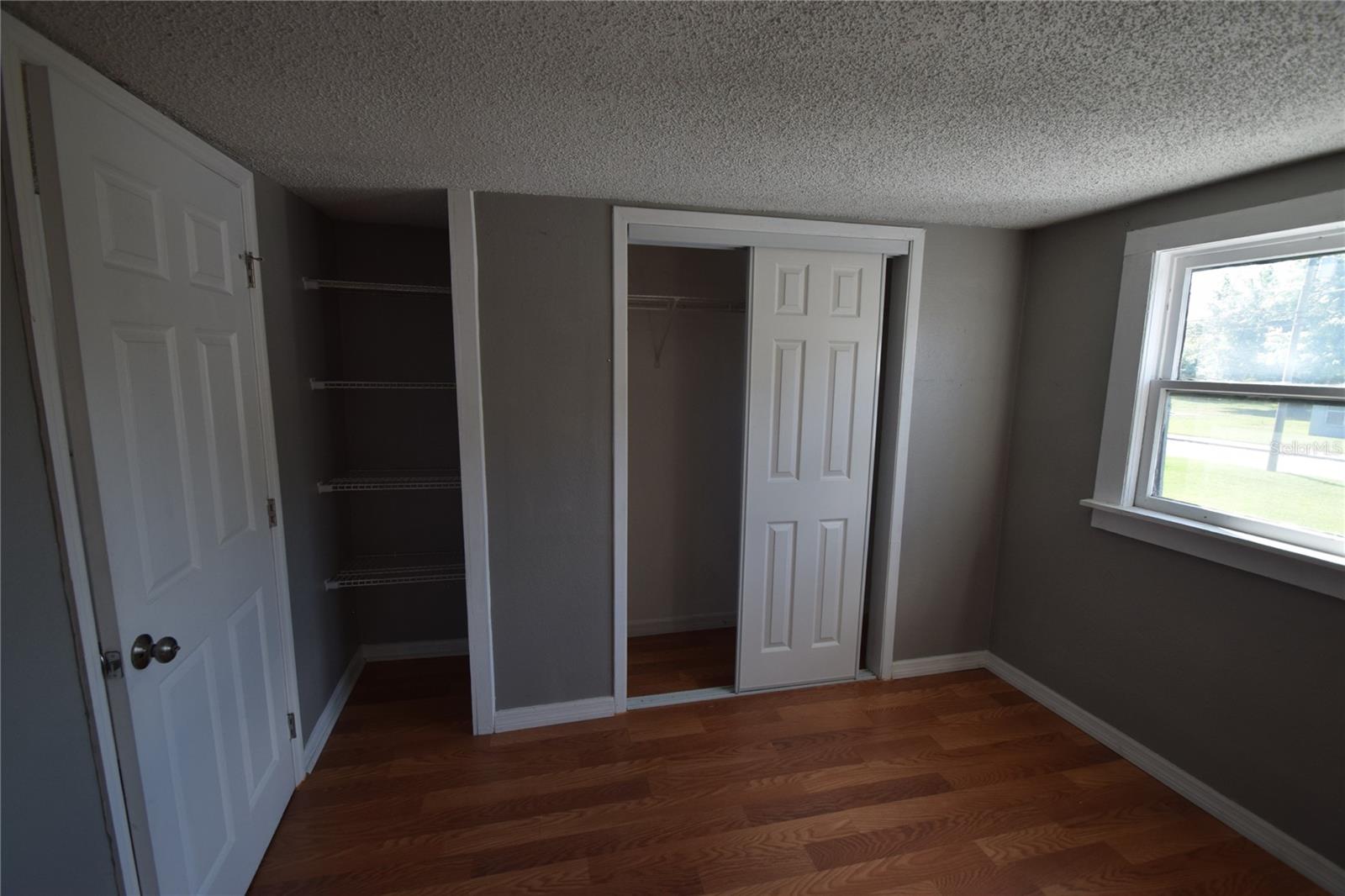 1060 E WABASH ST #1060 1/2 photo 5