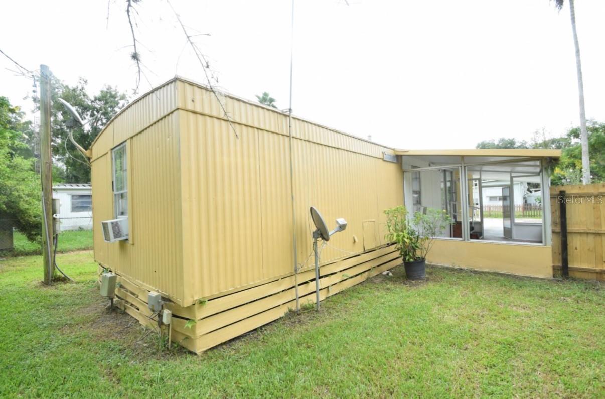 3306 PEACHTREE HILL RD photo 4