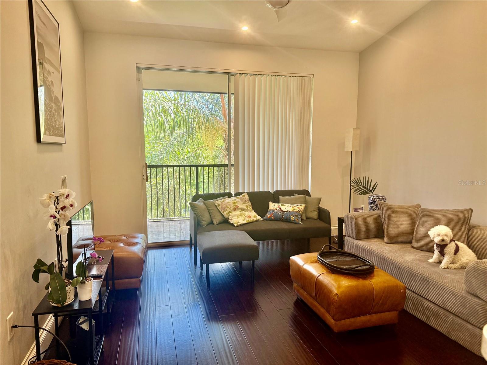 1180 RESERVE WAY #302 photo 3