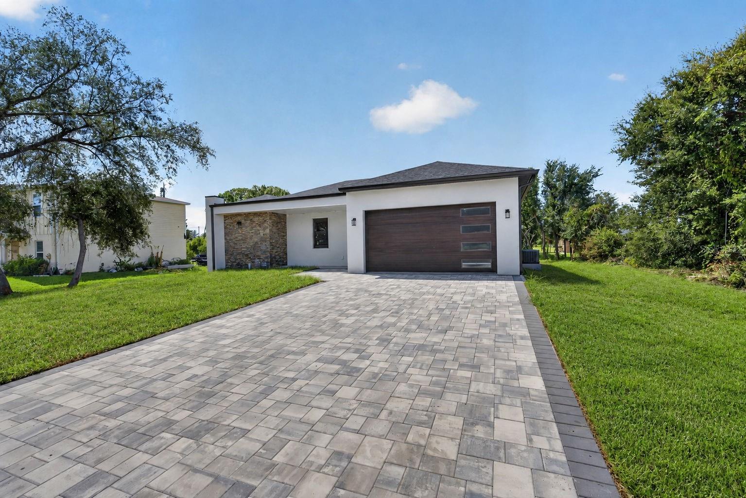 22333 ELMIRA BLVD photo 3
