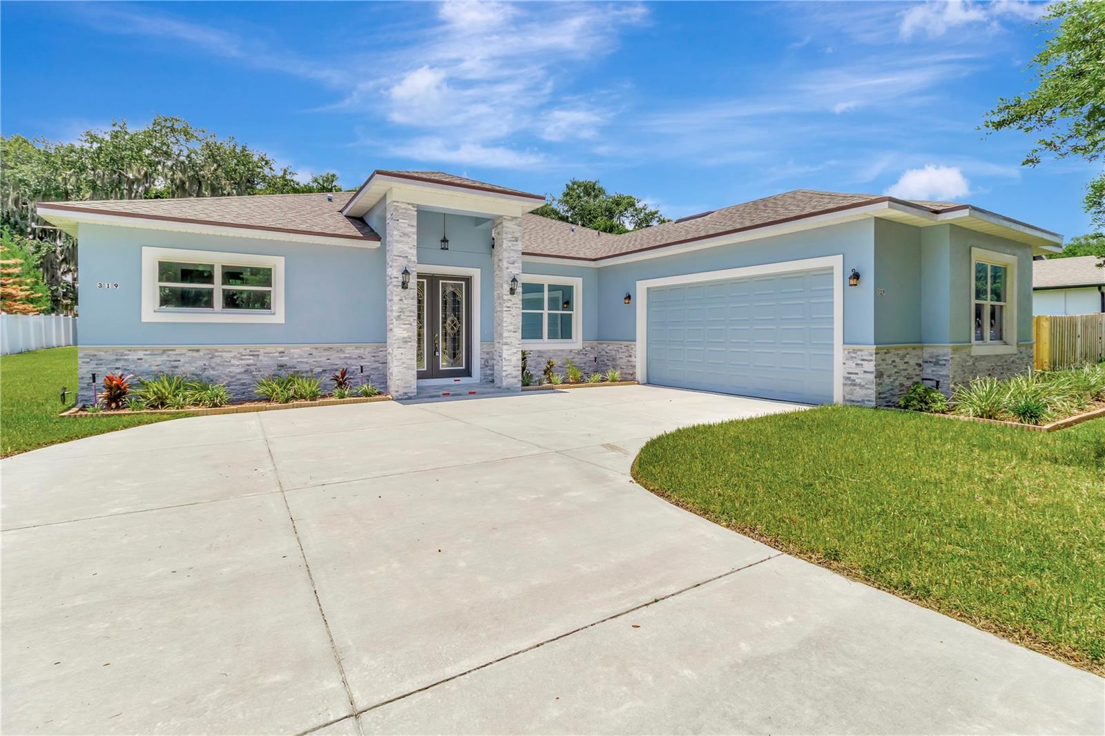 319 WATER SHORE DR photo 2