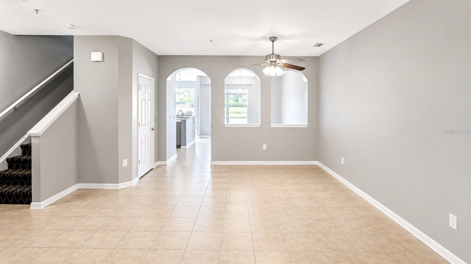 3696 PARKRIDGE CIR #26-105 photo 2