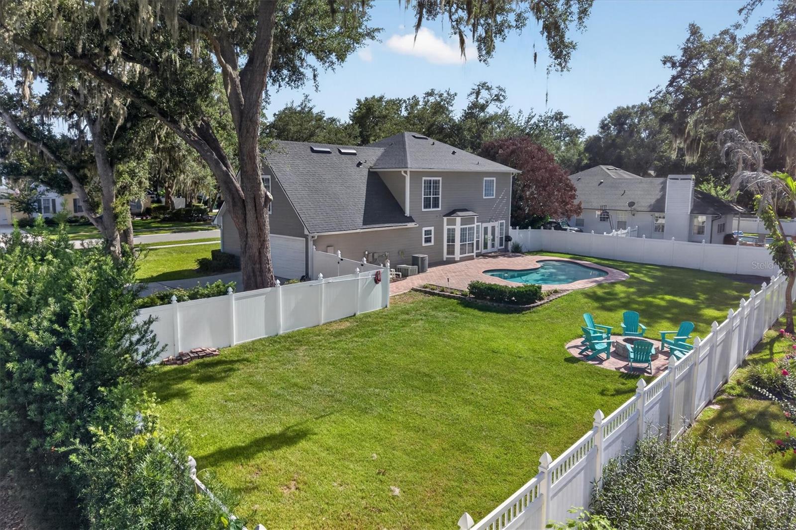 434 VALLEY VIEW DR photo 2