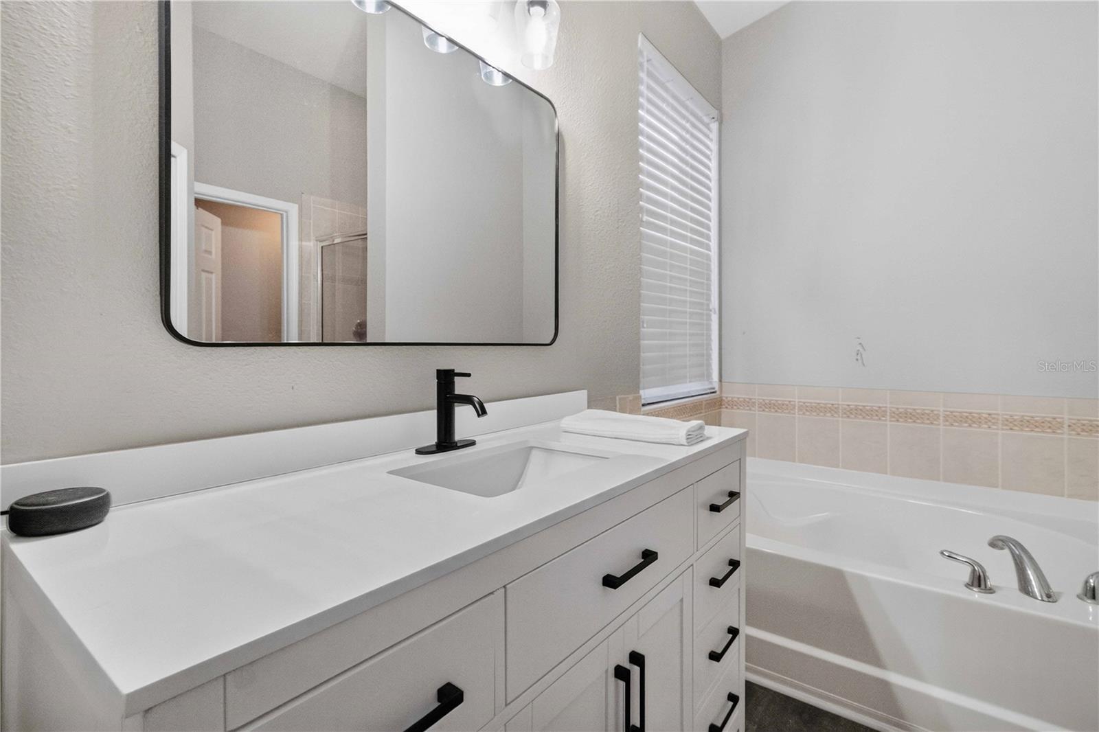 11326 LAUREL BROOK CT photo 5