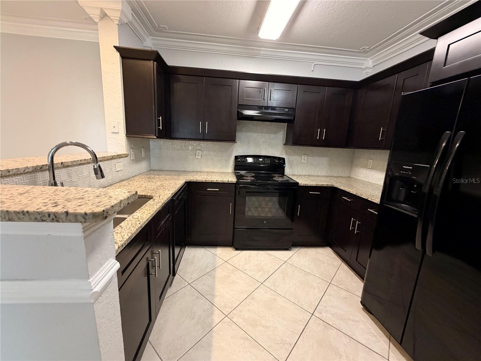 304 E SOUTH ST #6028 photo 5