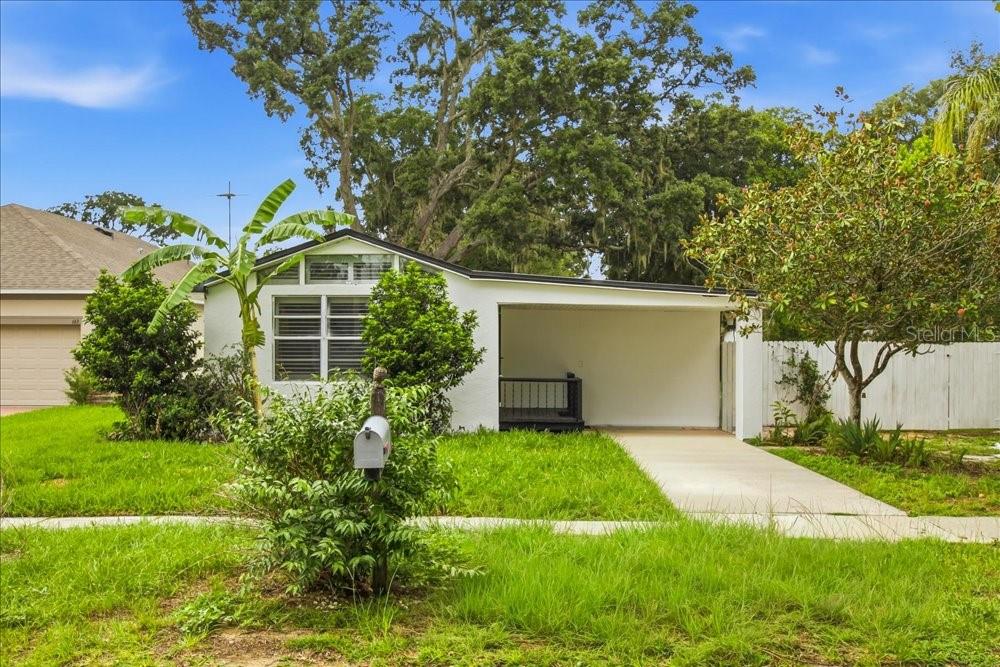 171 STANLEY BELL DR photo 2
