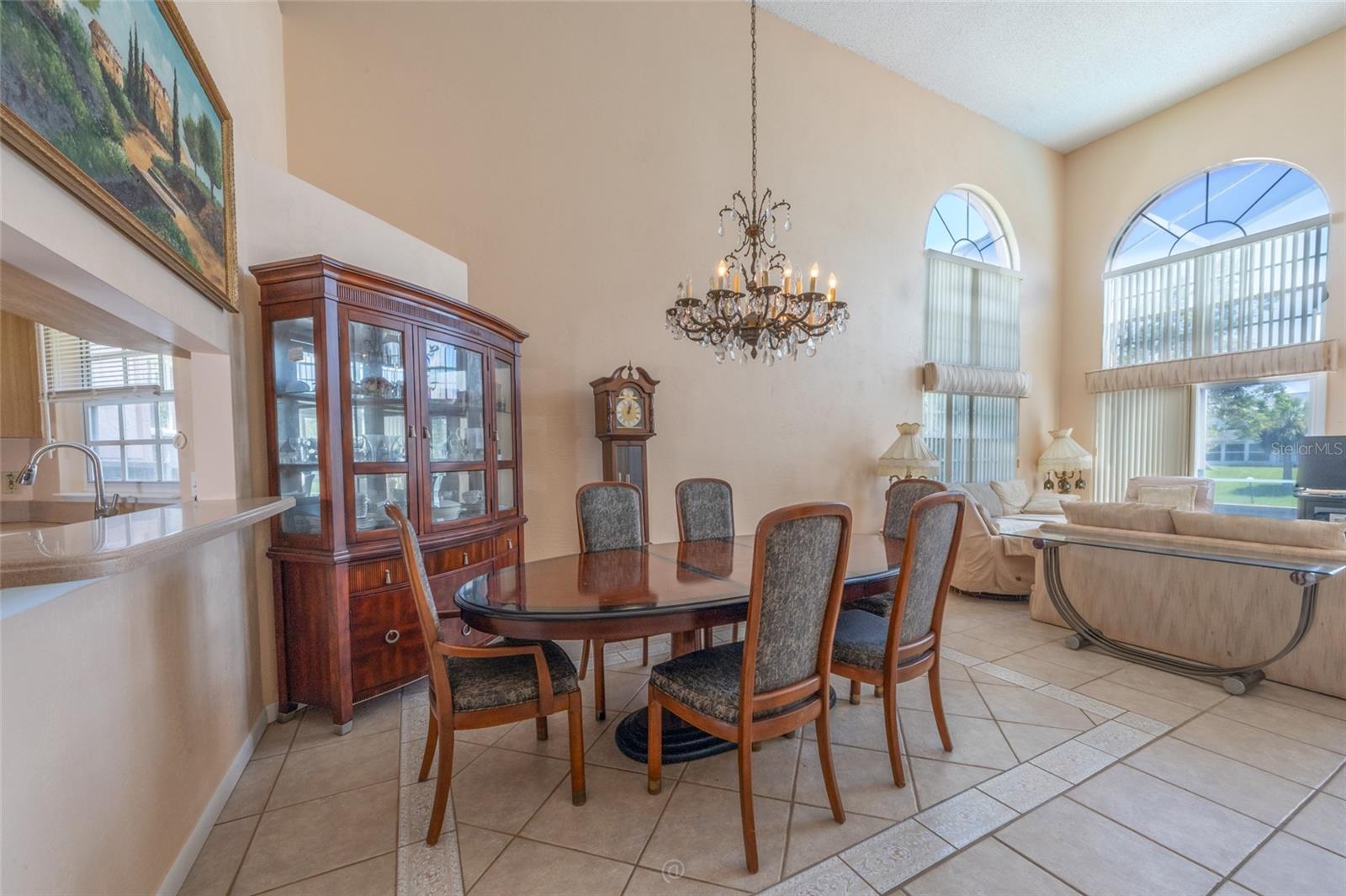 29 CHEROKEE CT W photo 5