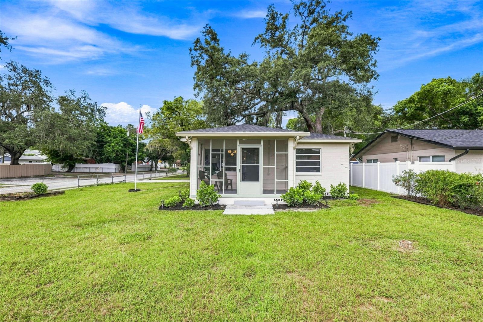 Single Family Residence