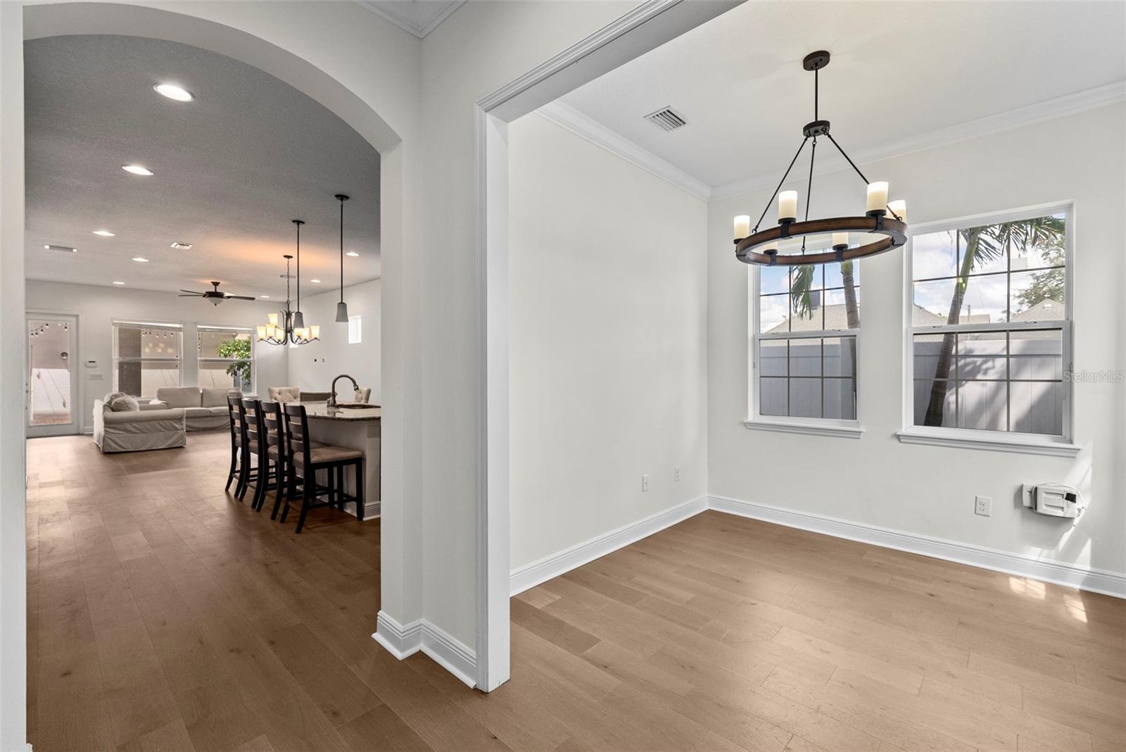207 S MOODY AVE #A photo 4