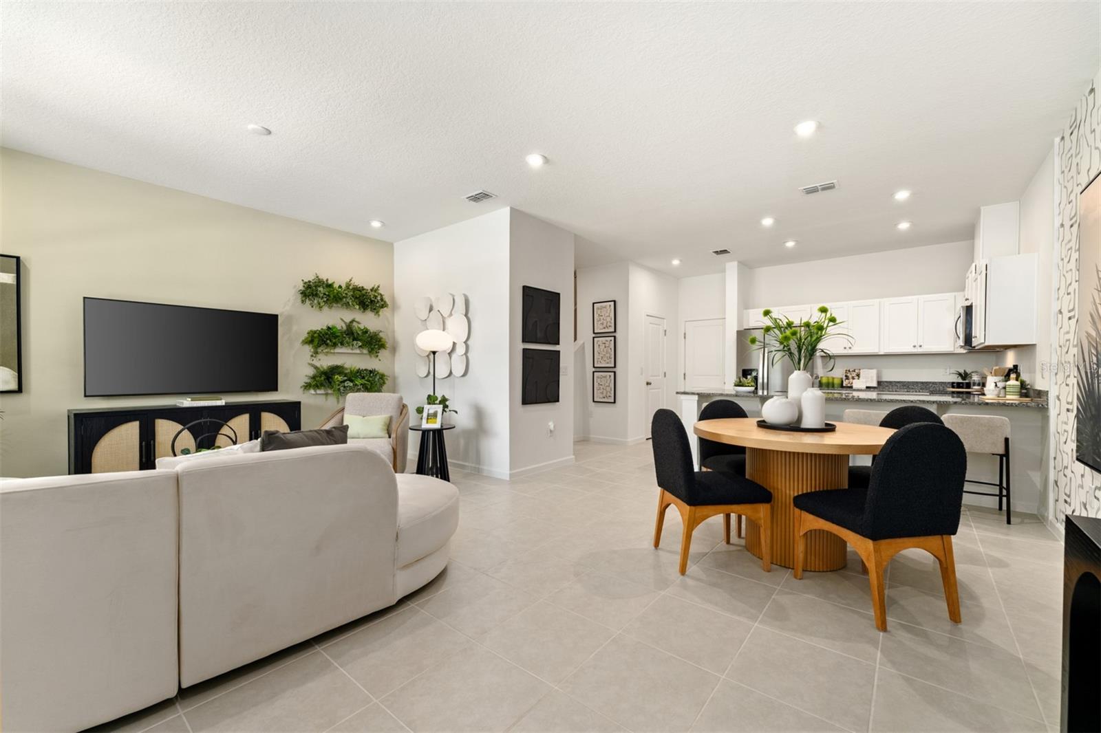 5104 GREENSHADE GROVE AVE photo 4