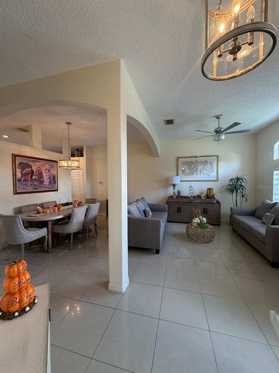 1378 WILDBERRY LN photo 3