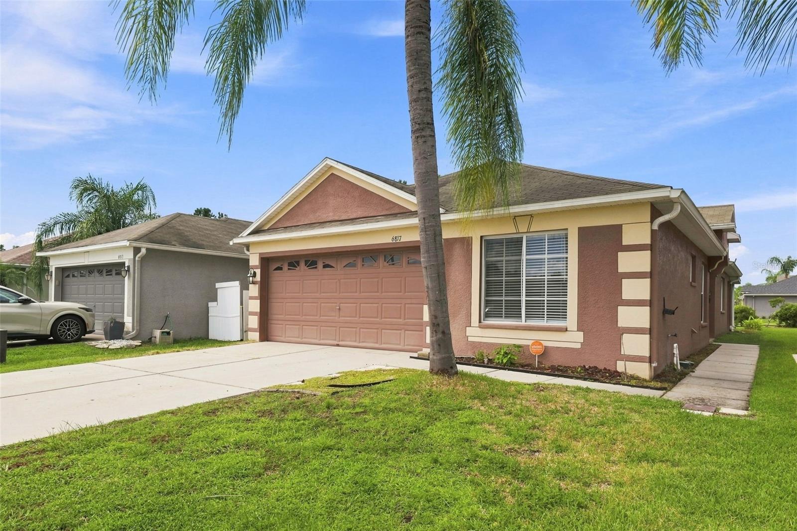6817 ARAMON CT photo 3