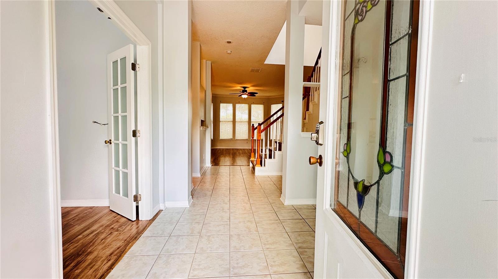 622 WISTERIA LN photo 2