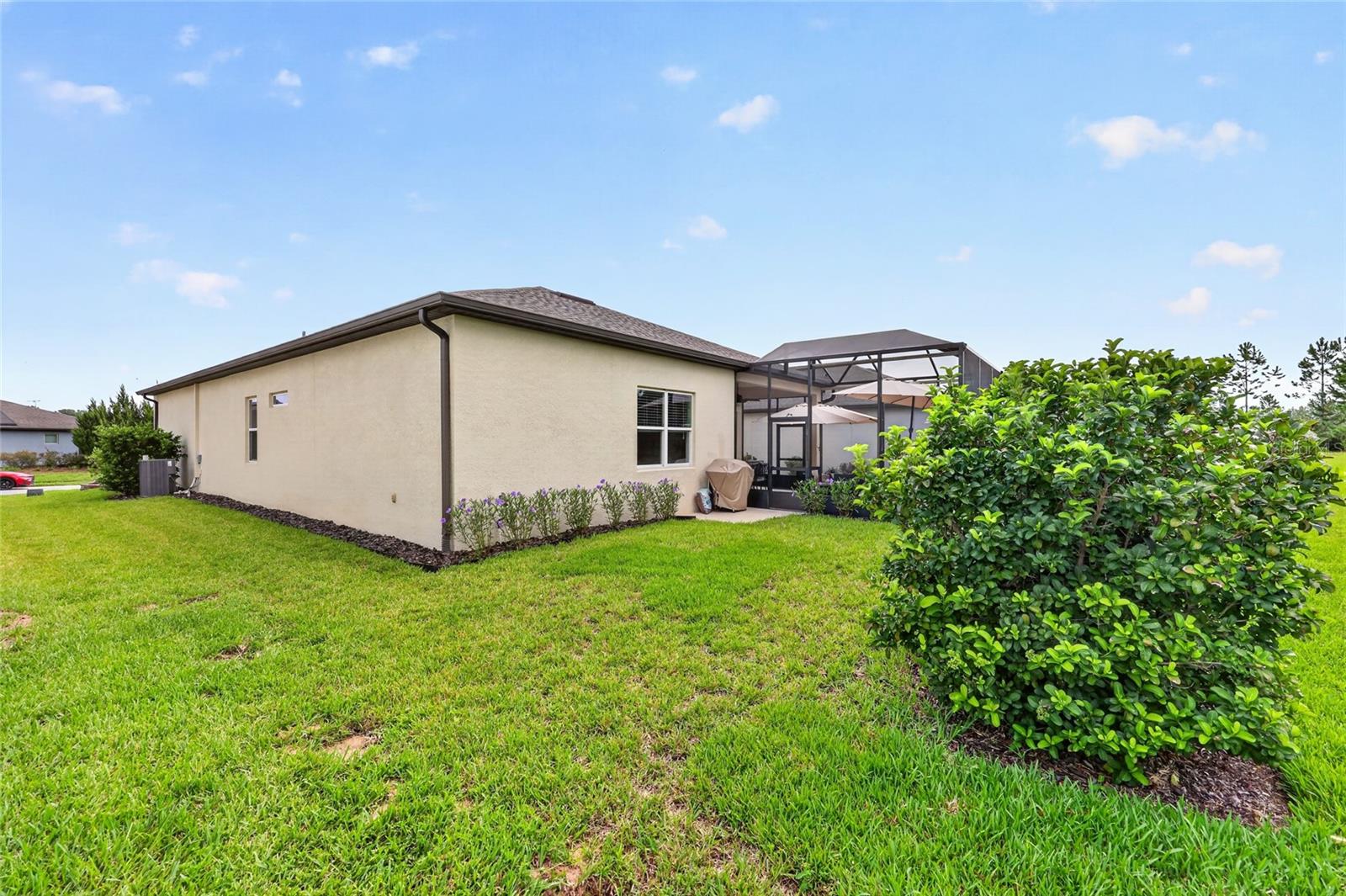 9304 SW 56TH LOOP photo 4