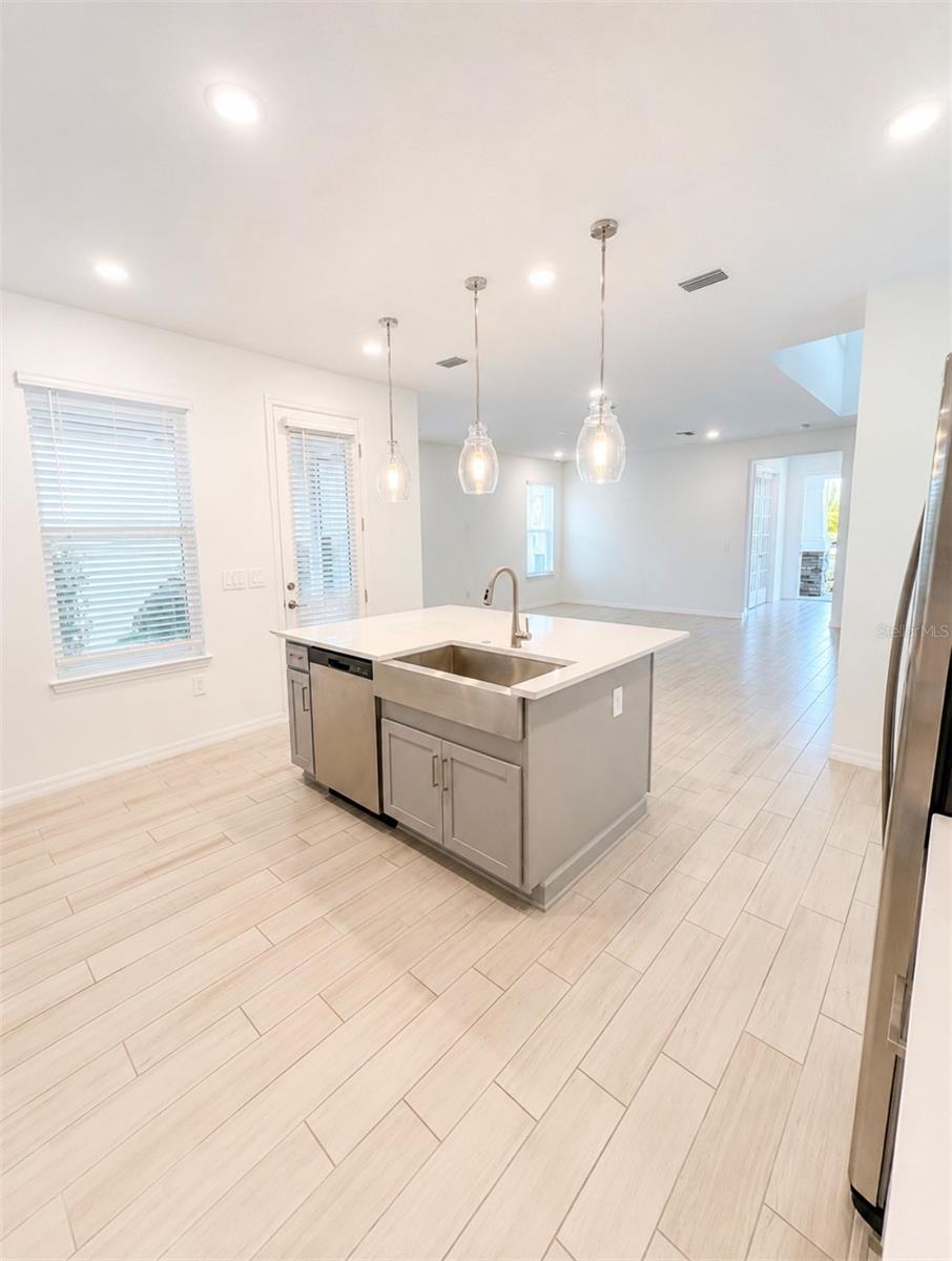 5136 GOLDFINCH DR photo 5