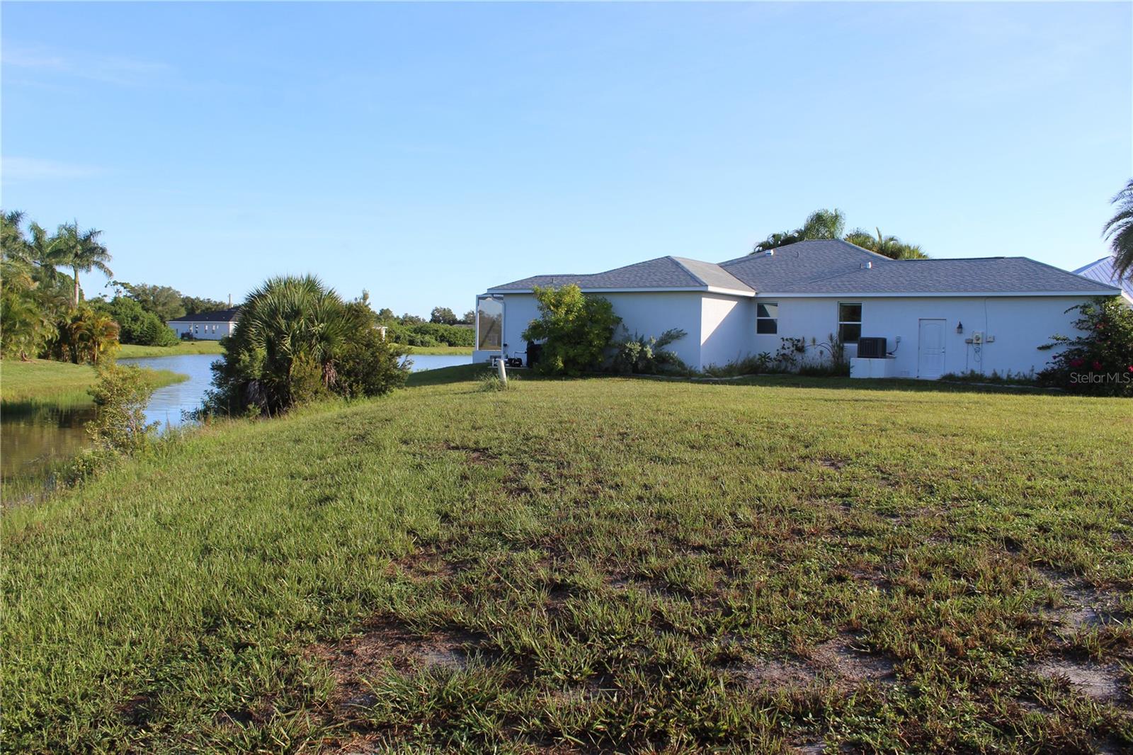 204 ANTILLA DR photo 4