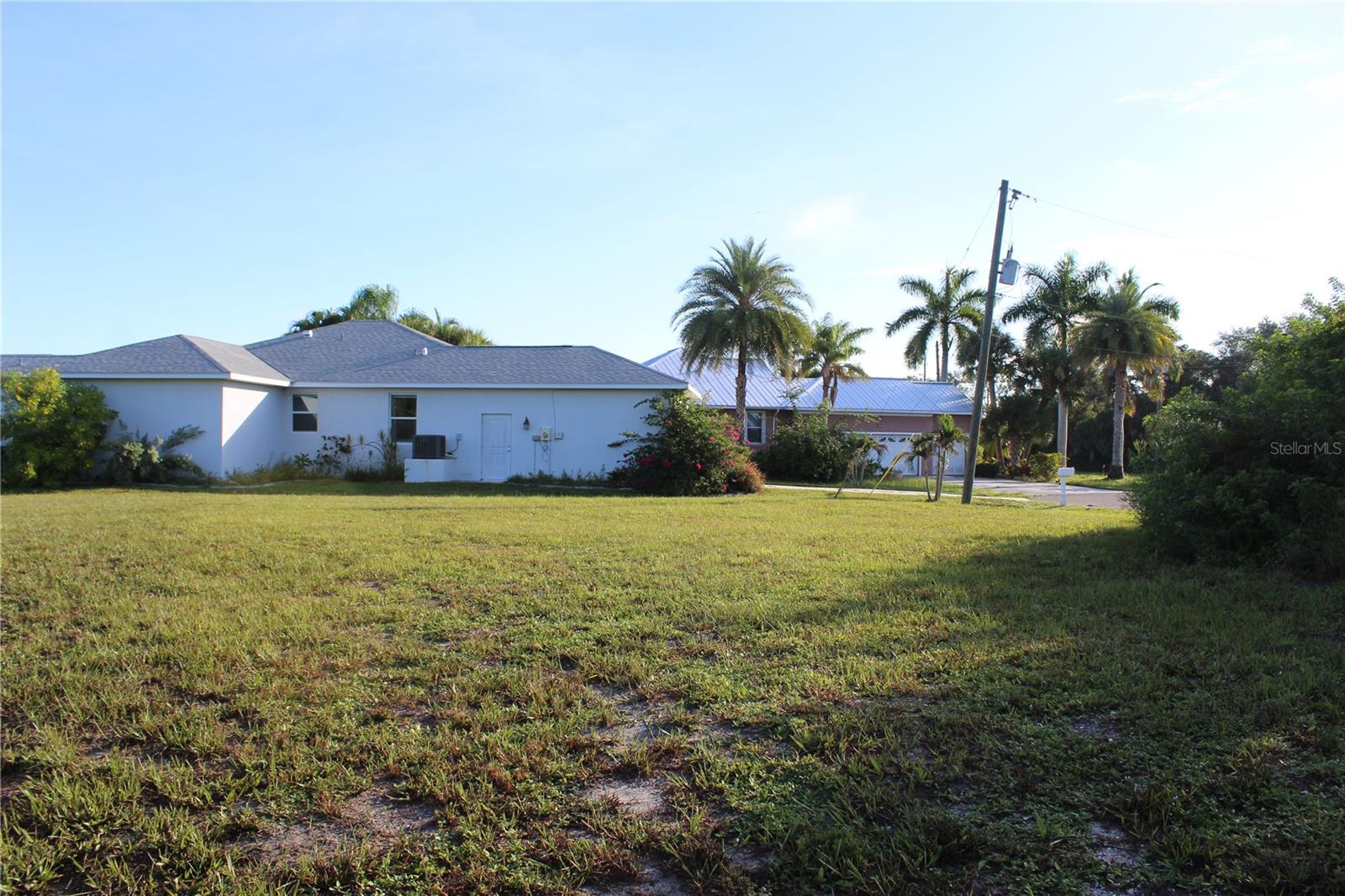 204 ANTILLA DR photo 5