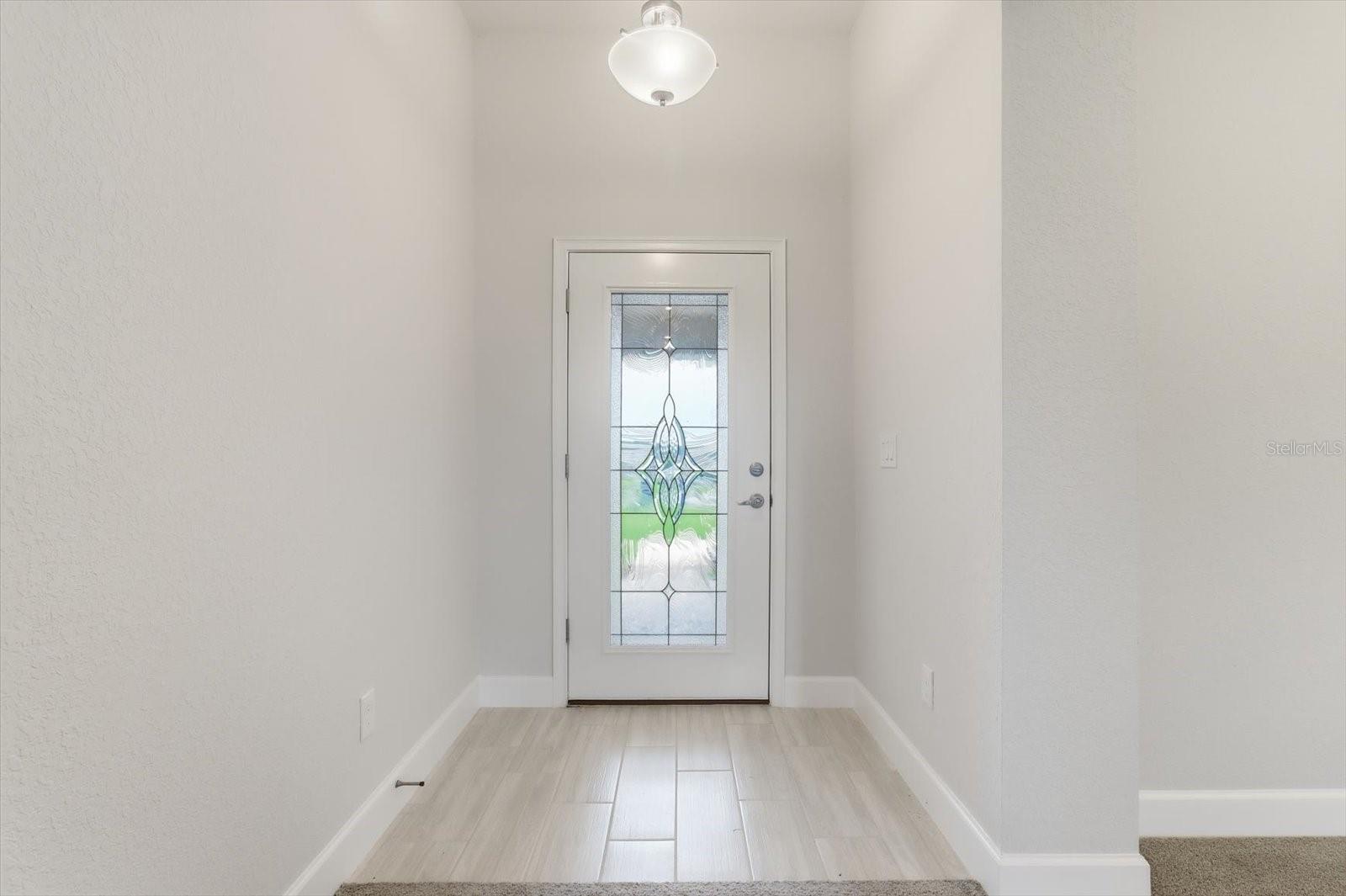 336 W REXFORD DR photo 2
