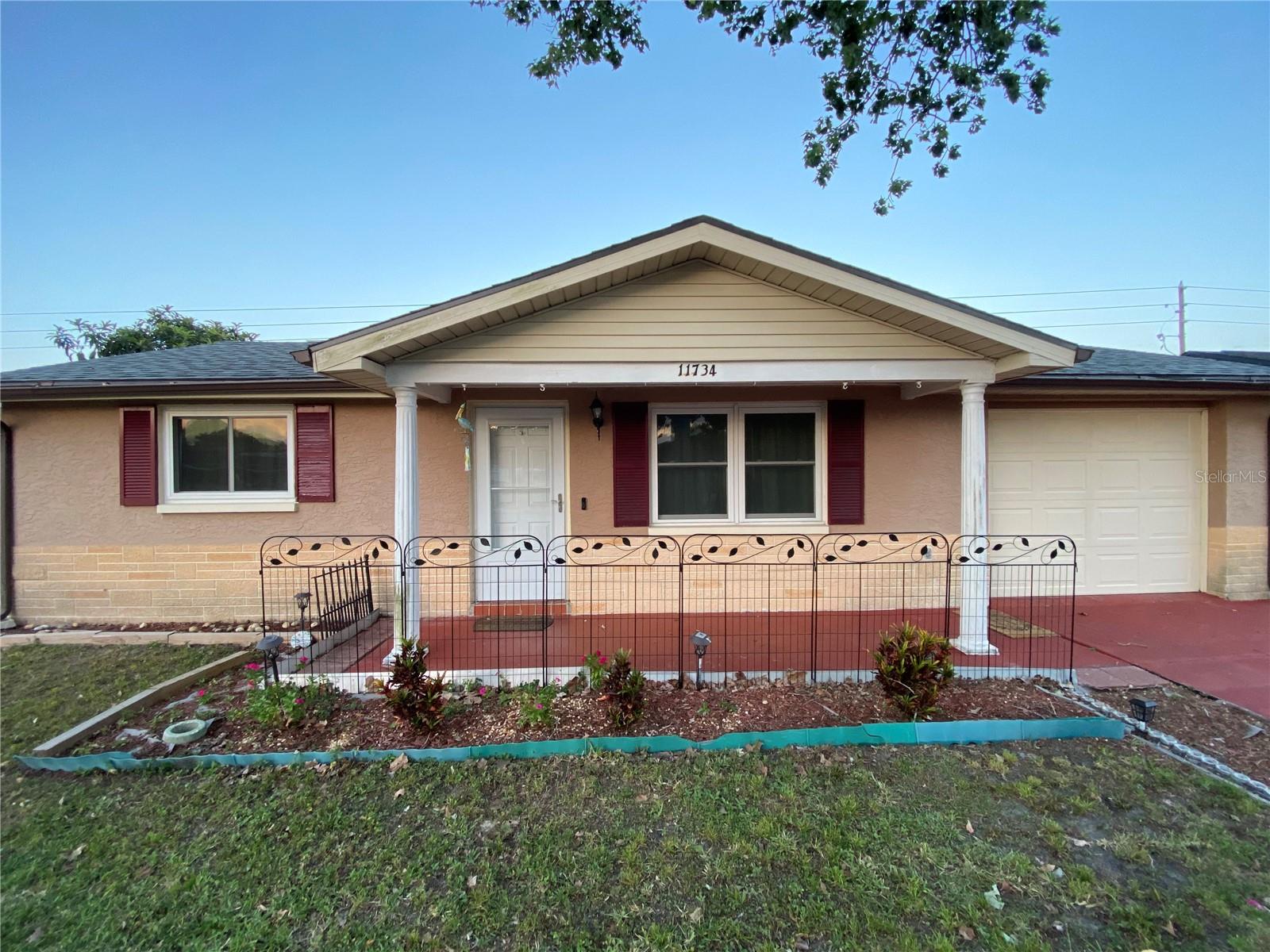 11734 PAIGE DR photo 2
