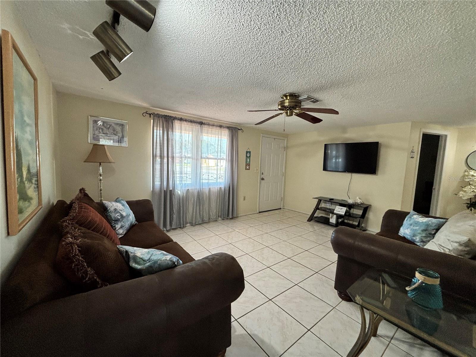 11734 PAIGE DR photo 4
