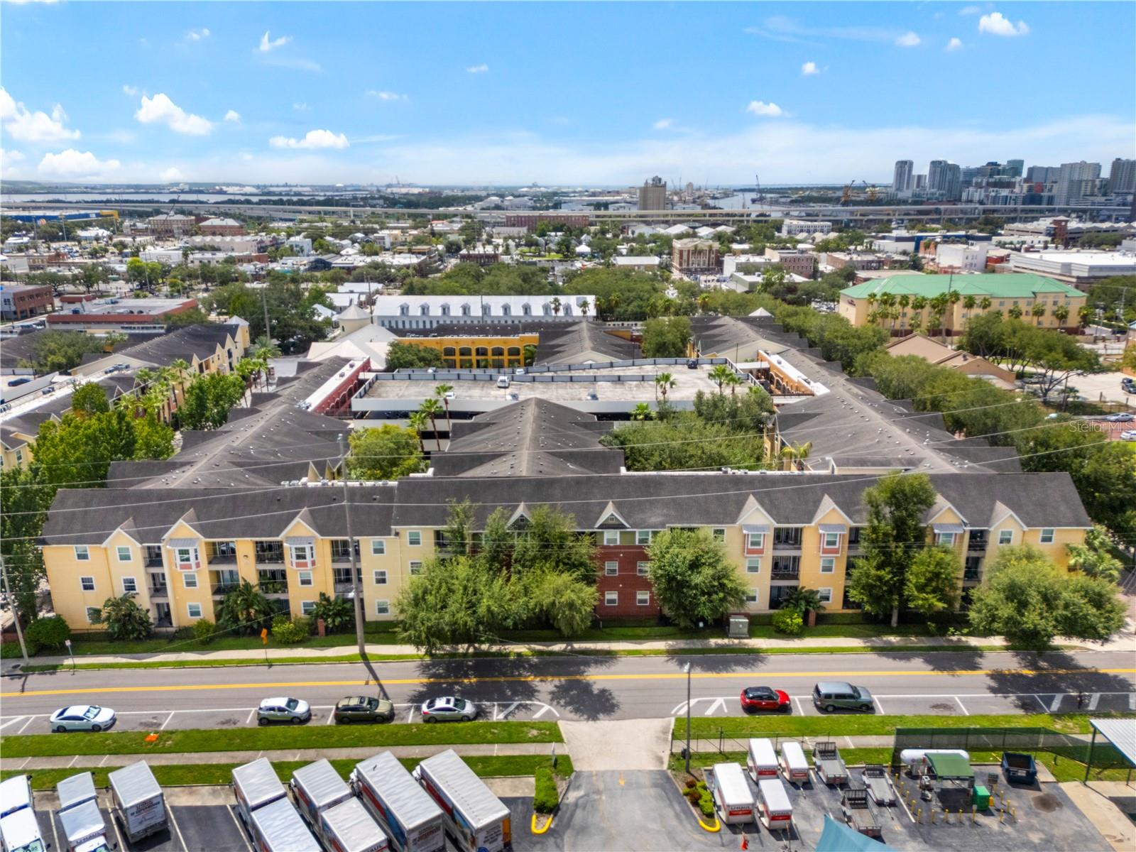 1810 E PALM AVE #5211 photo 3