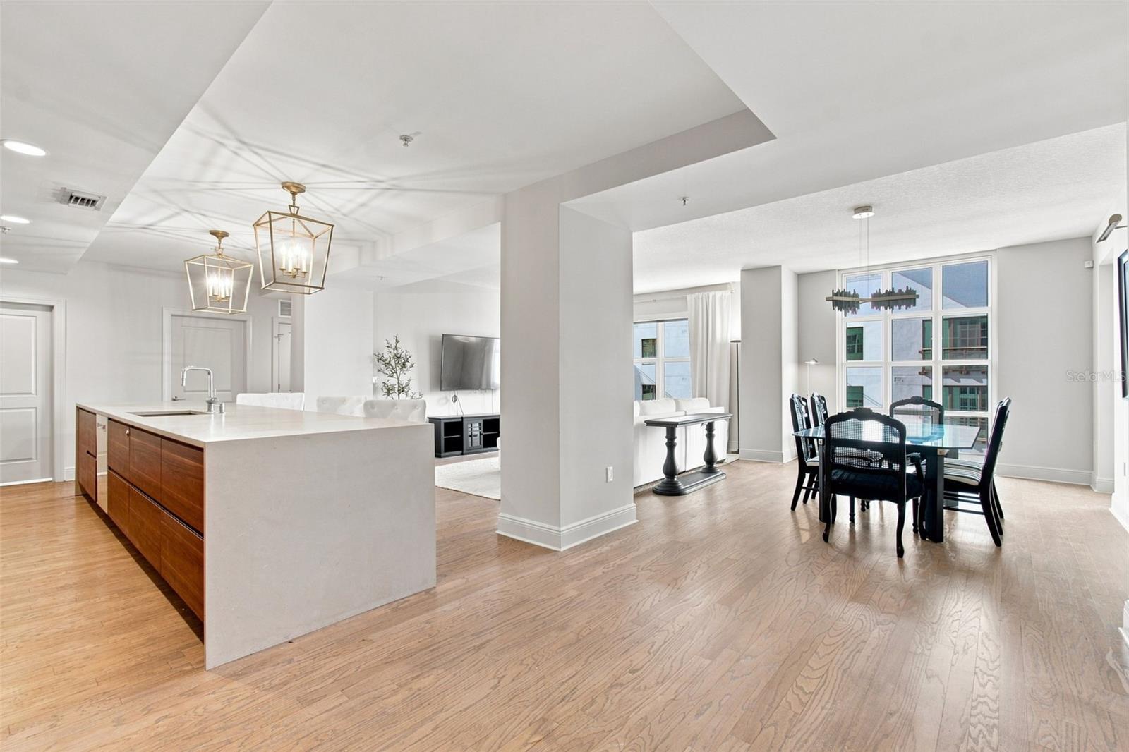 1227 E MADISON ST #703 photo 5