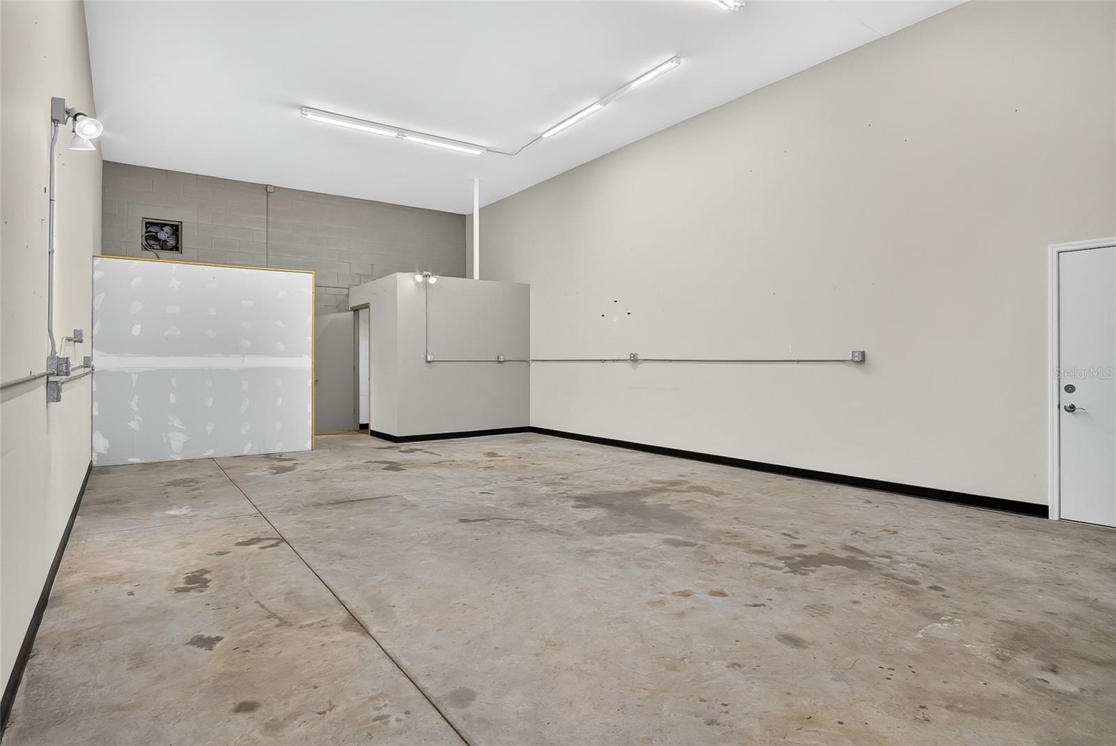 531 VIRGINIA AVE #C photo 4