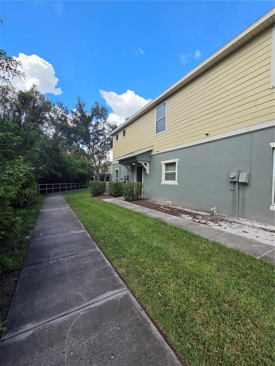 4617 SOMERSET HILL LN photo 2