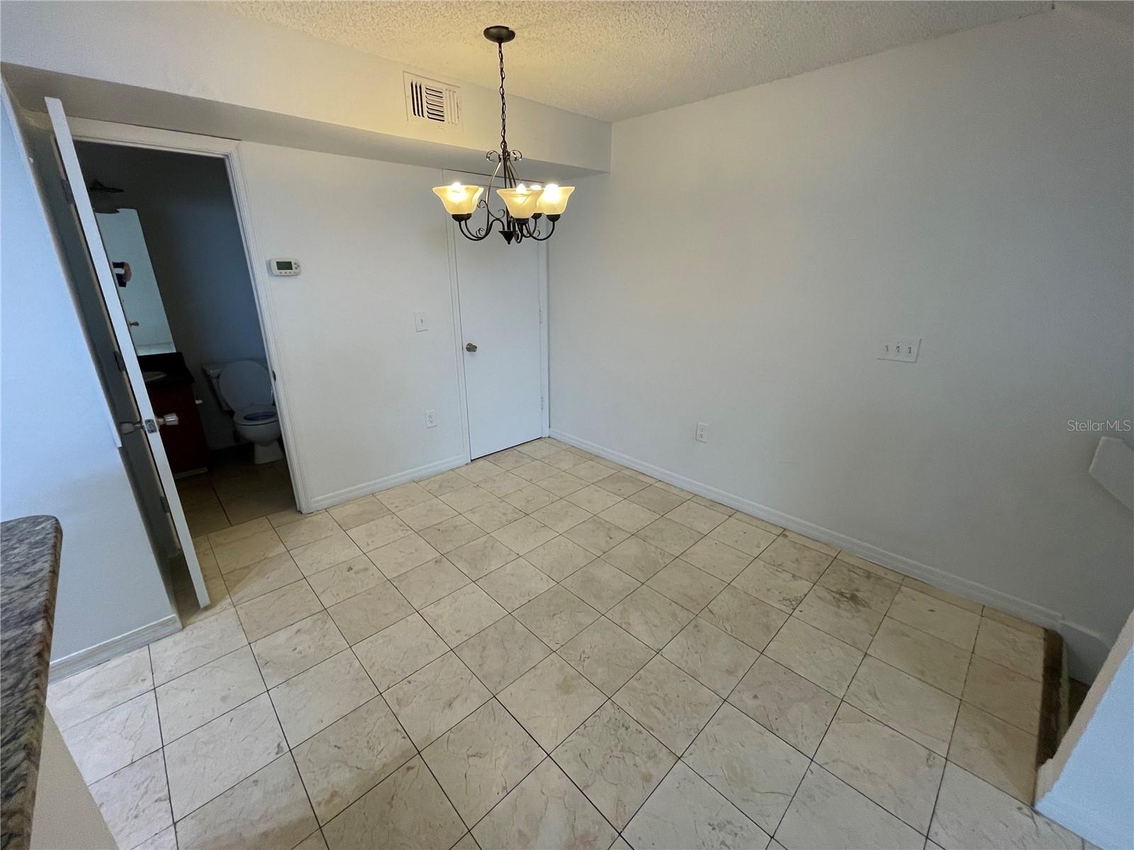 409 FOUNTAINHEAD CIR #234 photo 5